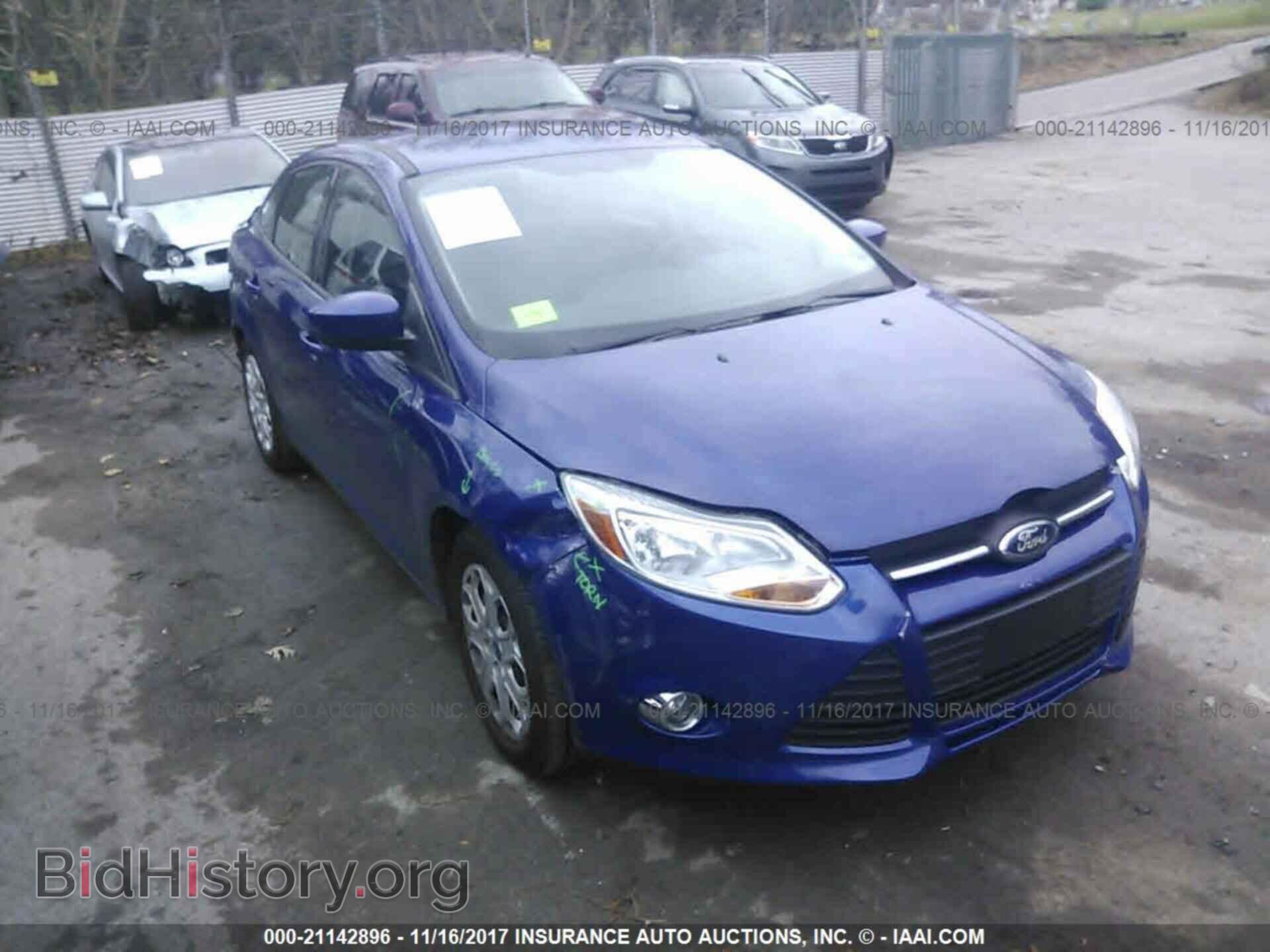 Фотография 1FAHP3F28CL463795 - Ford Focus 2012