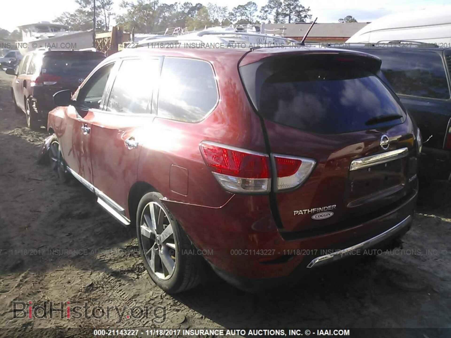 2015 Nissan Pathfinder - VIN: 5N1AR2MN9FC659872 - Фото 3