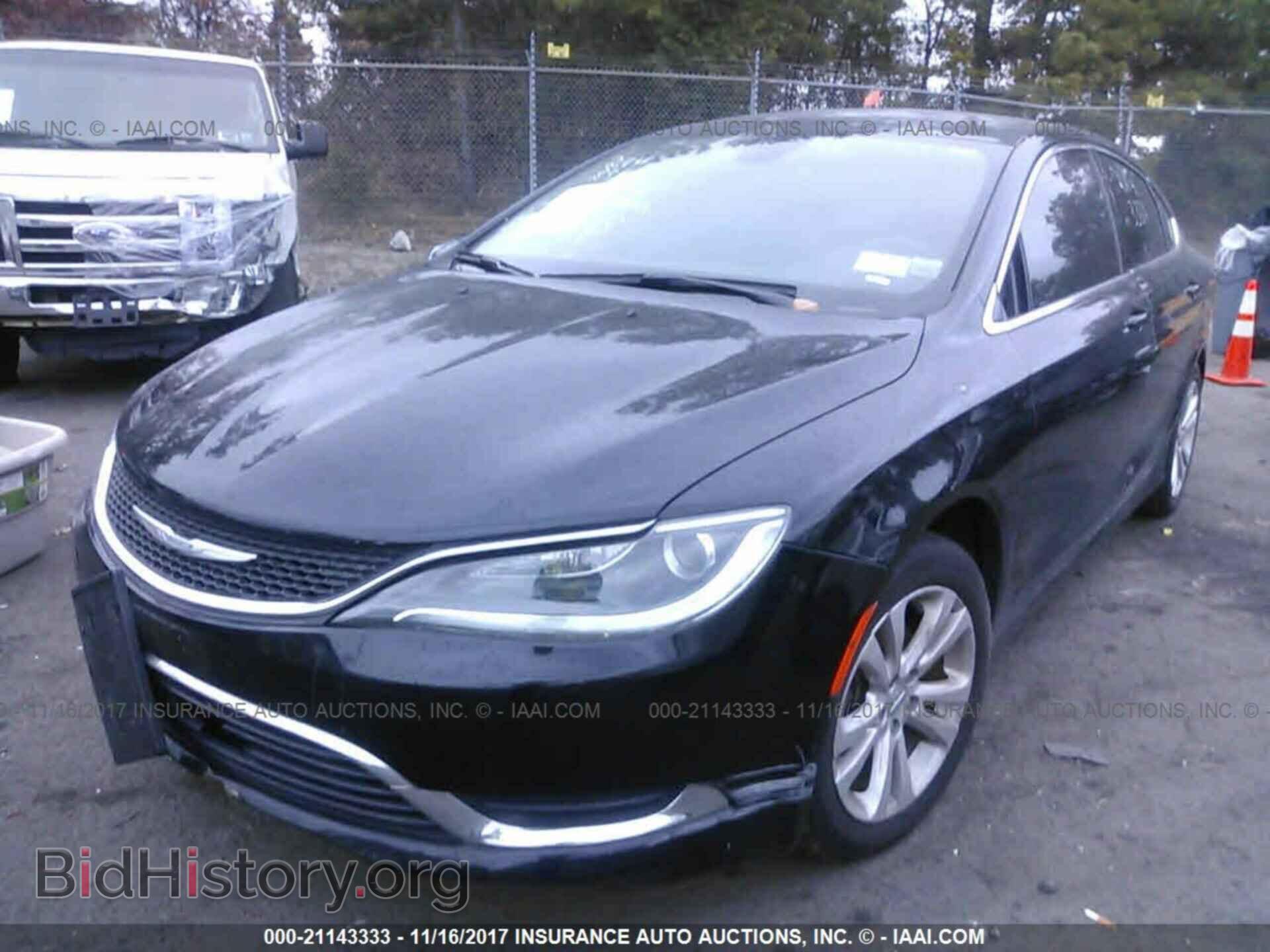 2015 Chrysler 200 - VIN: 1C3CCCAB4FN605001 - Photo 2