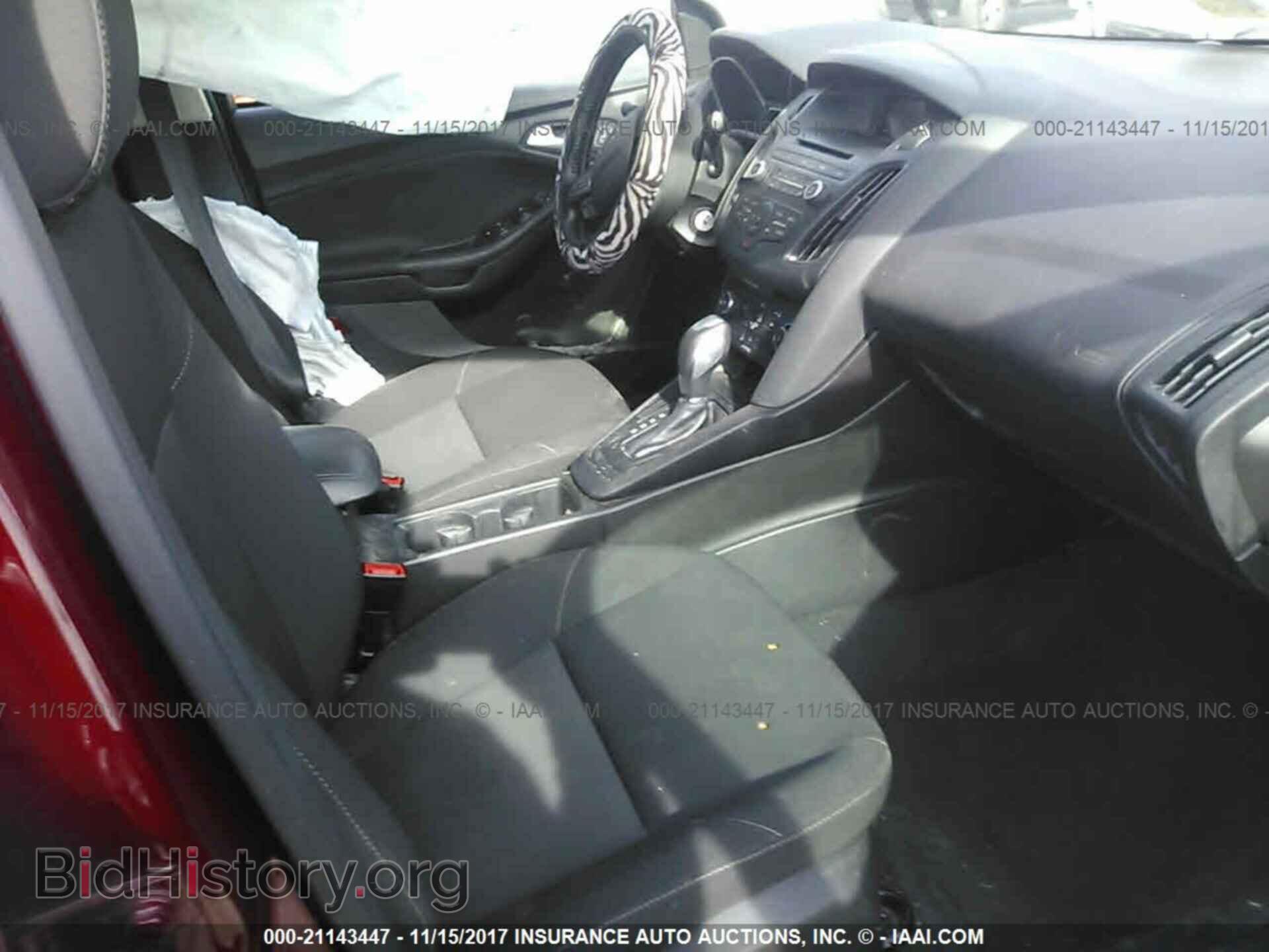 2015 Ford Focus - VIN: 1FADP3F20FL366593 - Photo 5