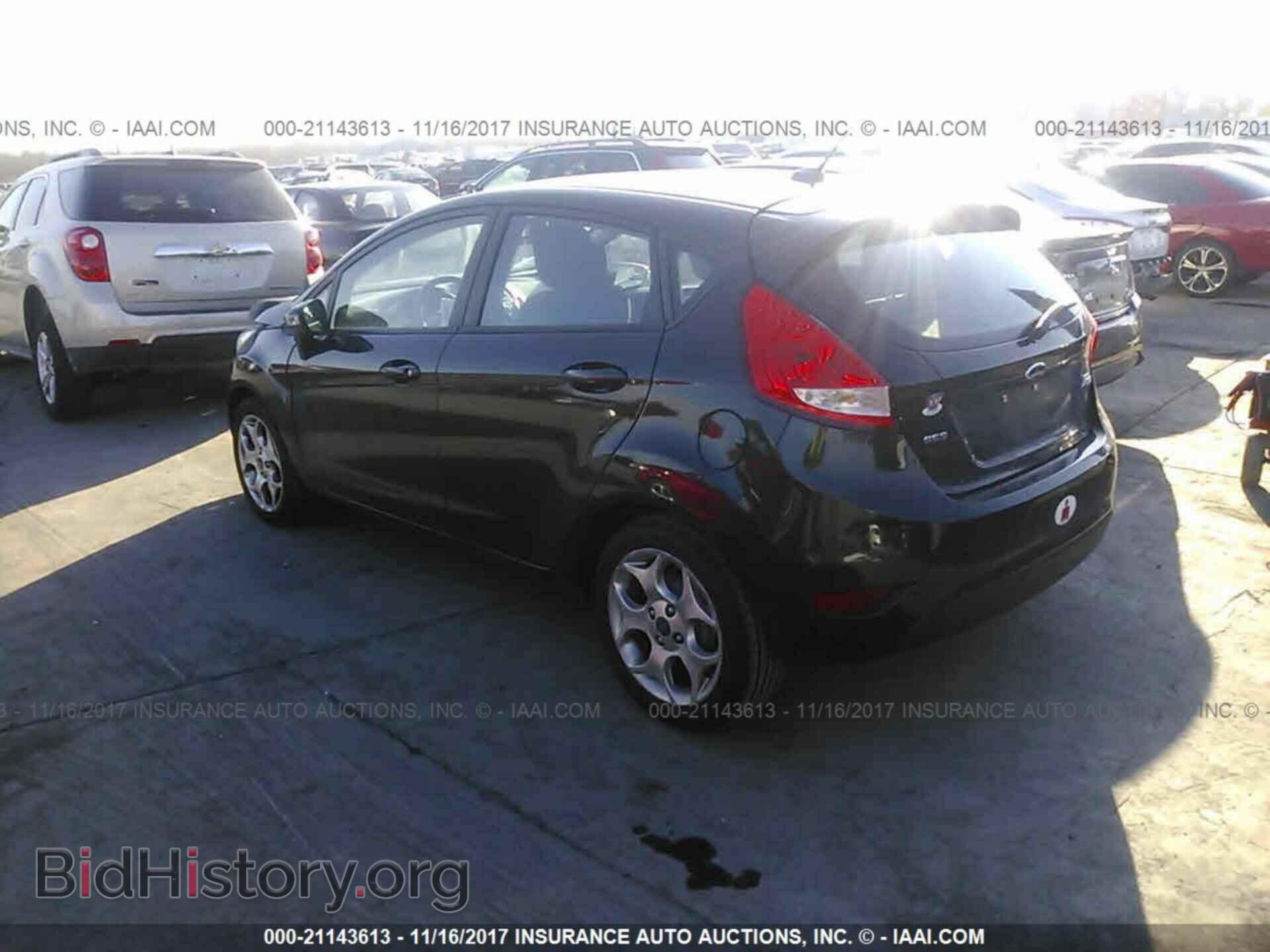 2011 Ford Fiesta - VIN: 3FADP4FJ0BM221950 - Фото 3