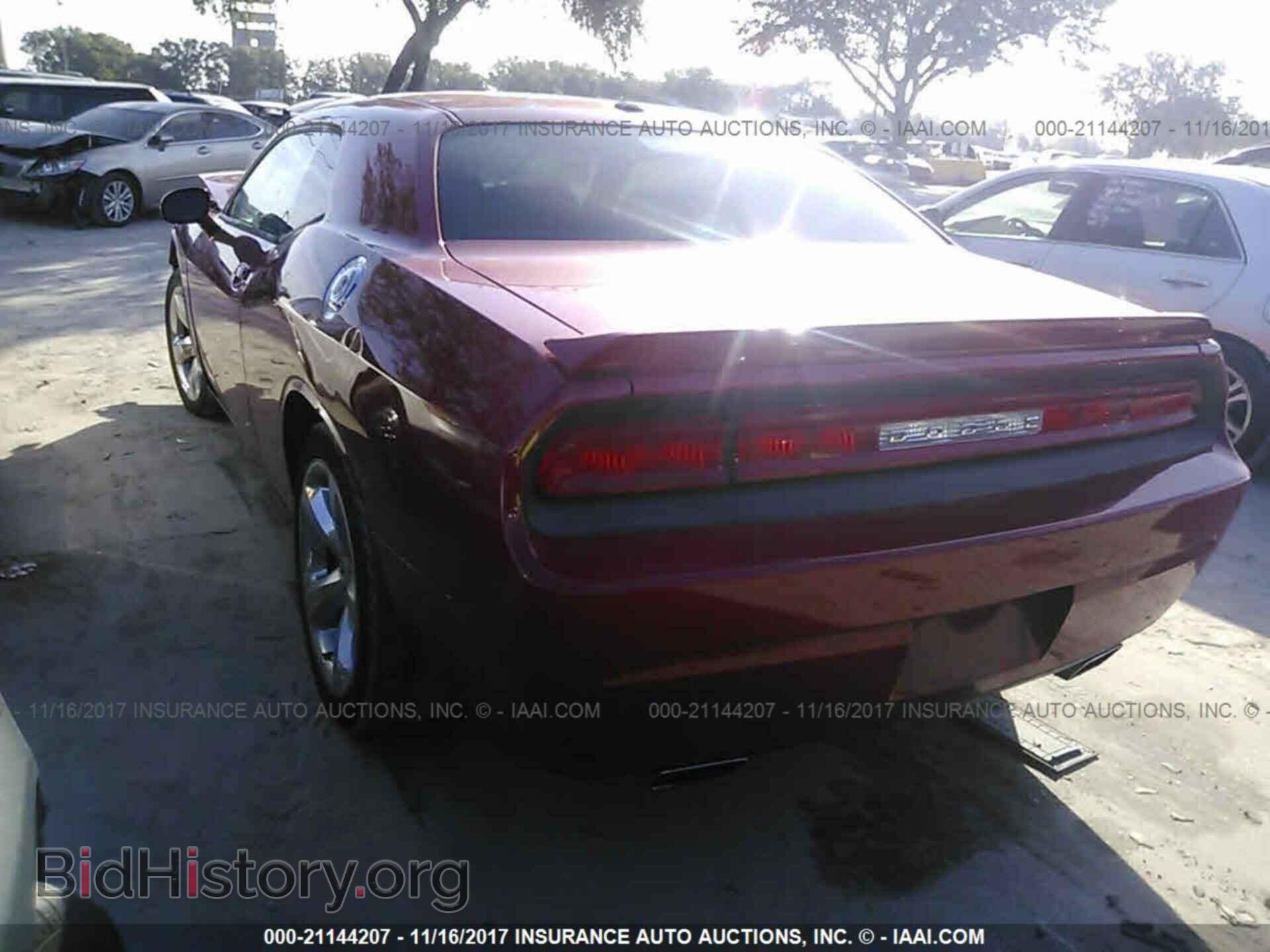 2012 Dodge Challenger - VIN: 2C3CDYAG4CH232214 - Фото 3