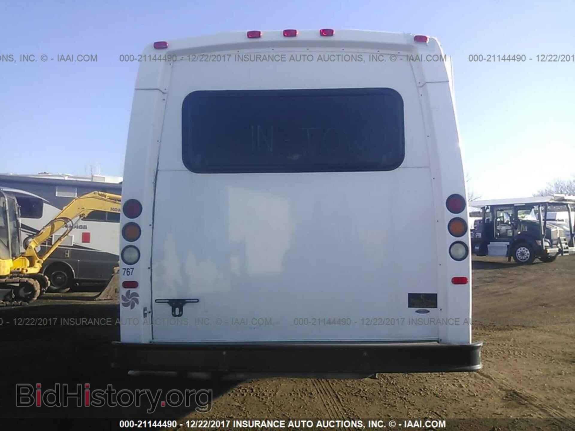 2012 Ford Econoline - VIN: 1FDEE3FS2CDA02679 - Фото 8