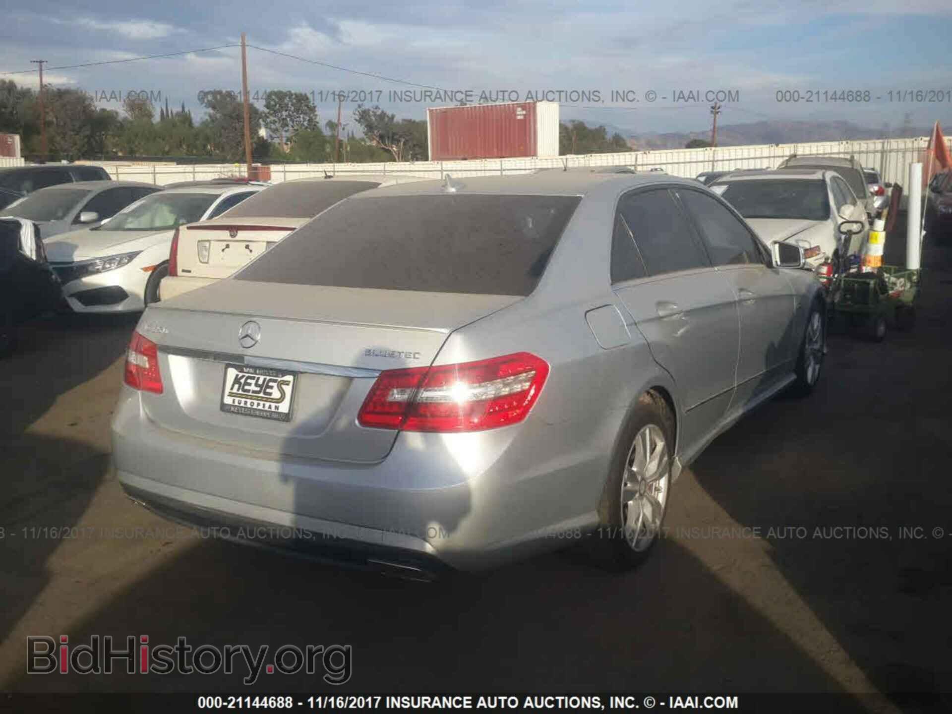 2012 Mercedes-benz E - VIN: WDDHF2EB7CA590645 - Photo 4