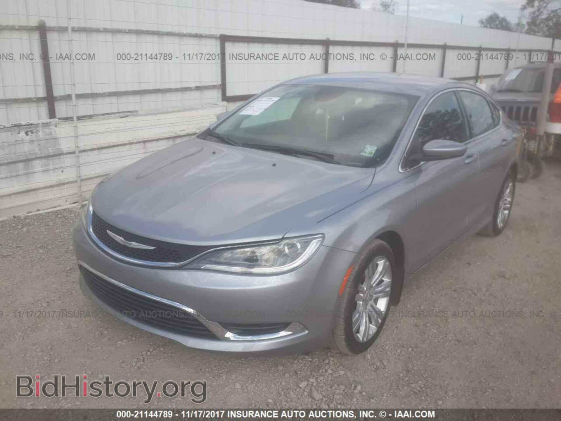 2015 Chrysler 200 - VIN: 1C3CCCAB7FN543089 - Фото 2