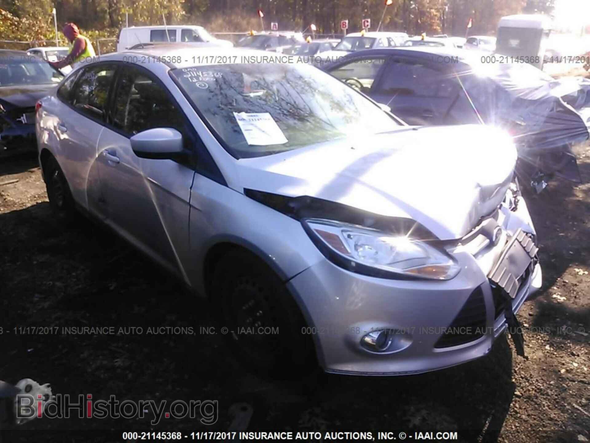 Photo 1FAHP3F22CL259820 - Ford Focus 2012