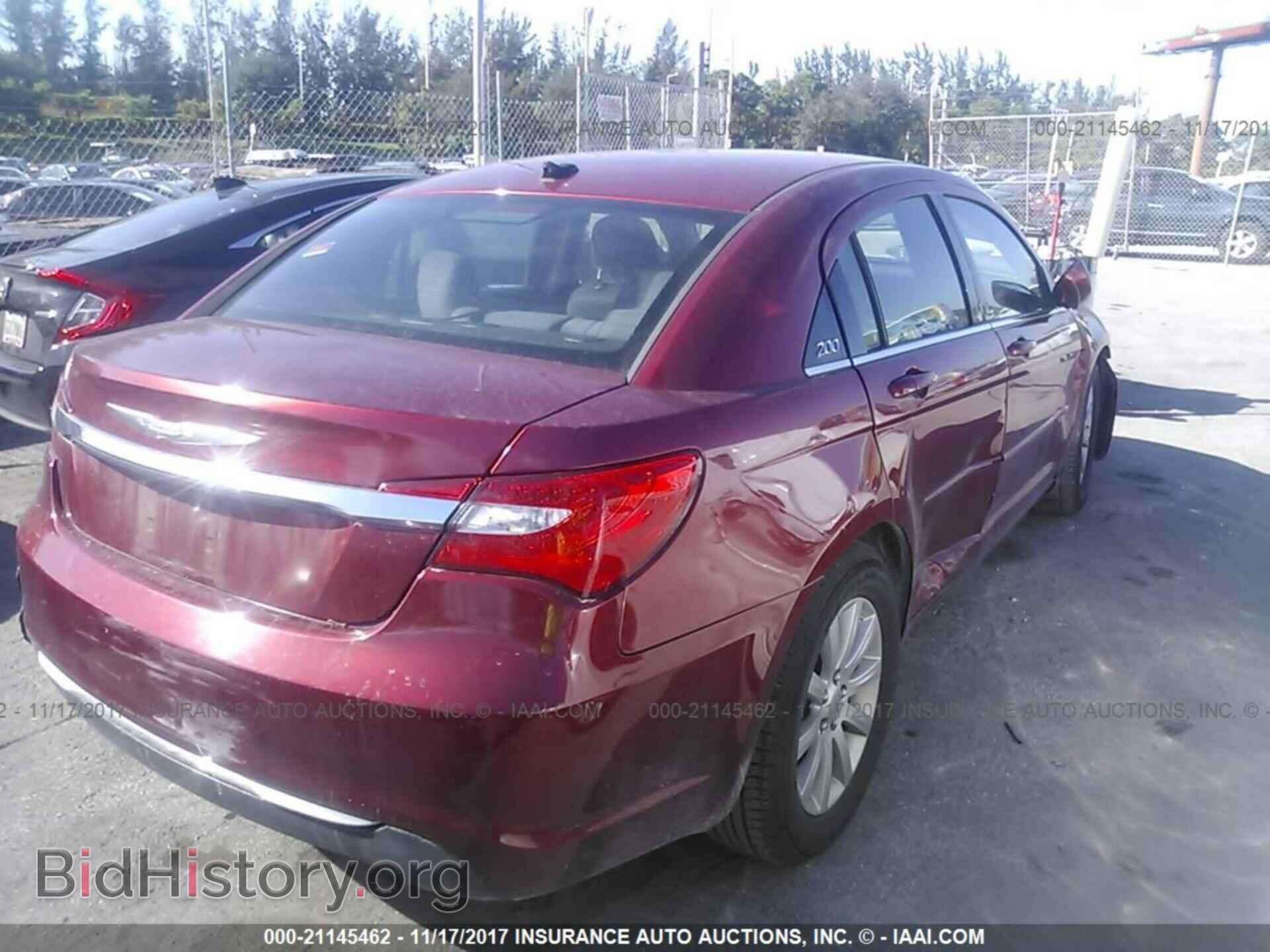 2013 Chrysler 200 - VIN: 1C3CCBBB6DN655971 - Фото 4
