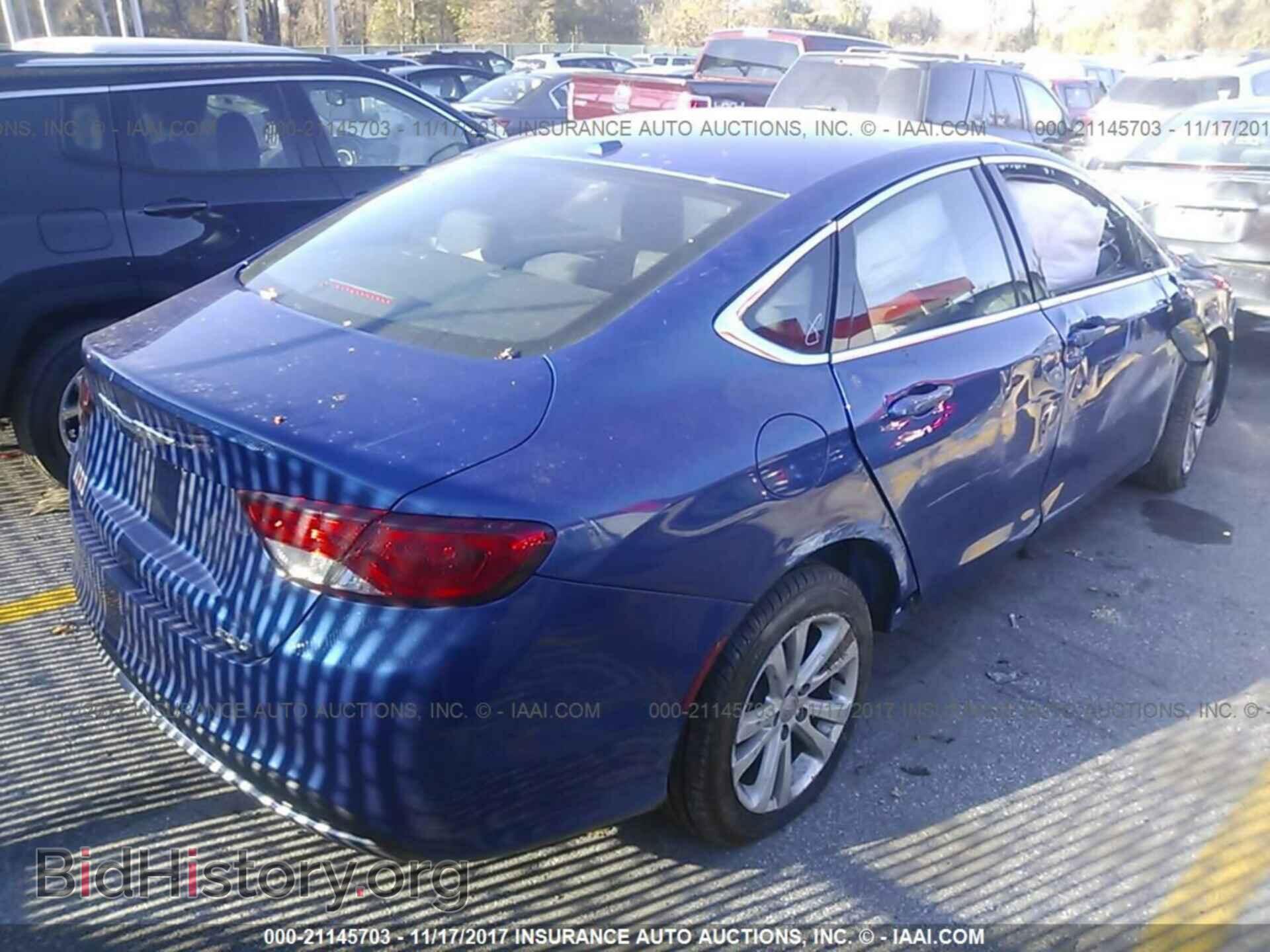 2015 Chrysler 200 - VIN: 1C3CCCAB5FN637083 - Photo 4