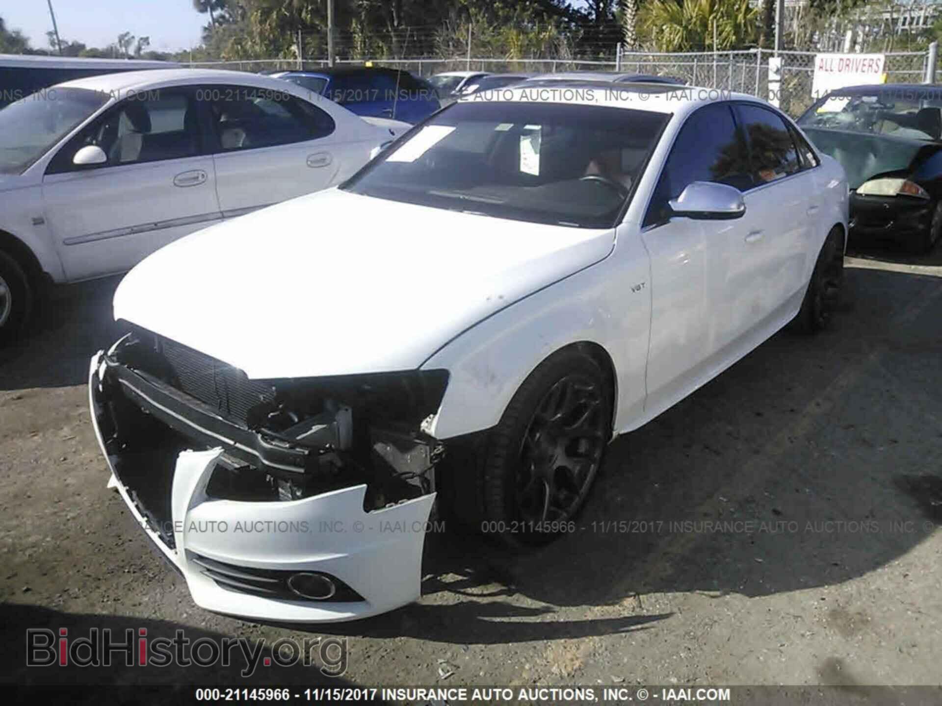 2012 Audi S4 - VIN: WAUBGAFL5CA061819 - Фото 2