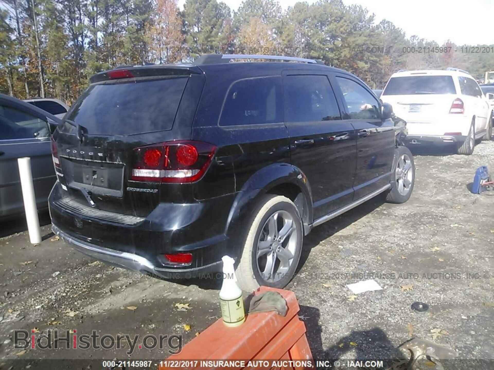 2017 Dodge Journey - VIN: 3C4PDCGB8HT577143 - Фото 4