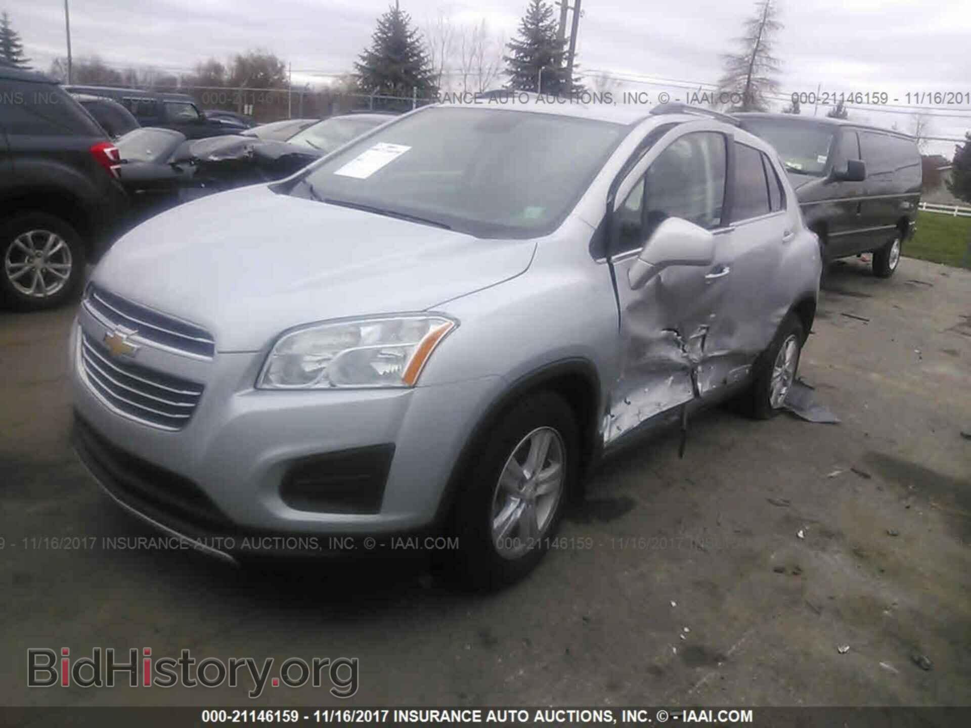 2016 Chevrolet Trax - VIN: 3GNCJLSB4GL276888 - Фото 2