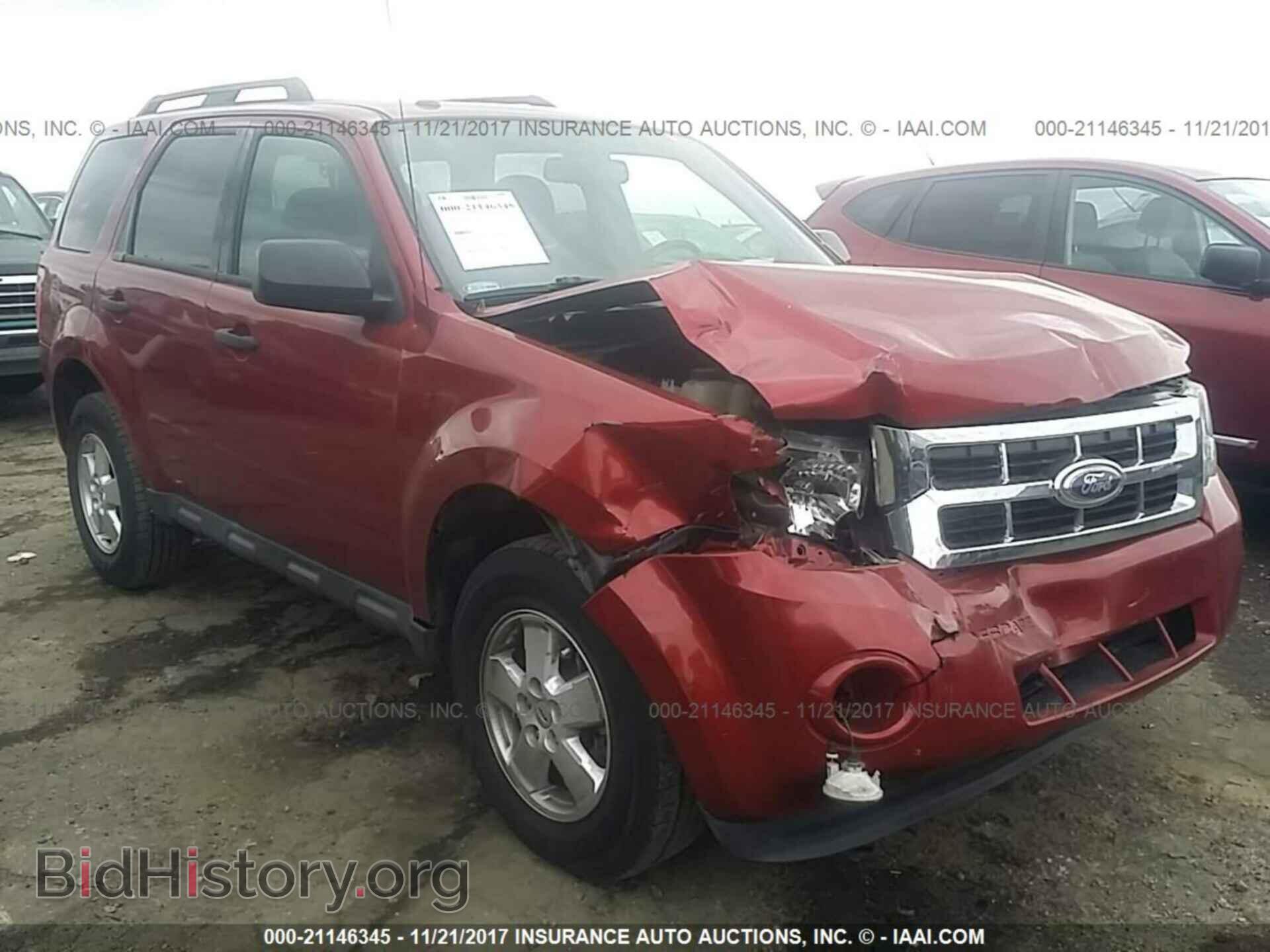Photo 1FMCU0DG7CKB61913 - Ford Escape 2012