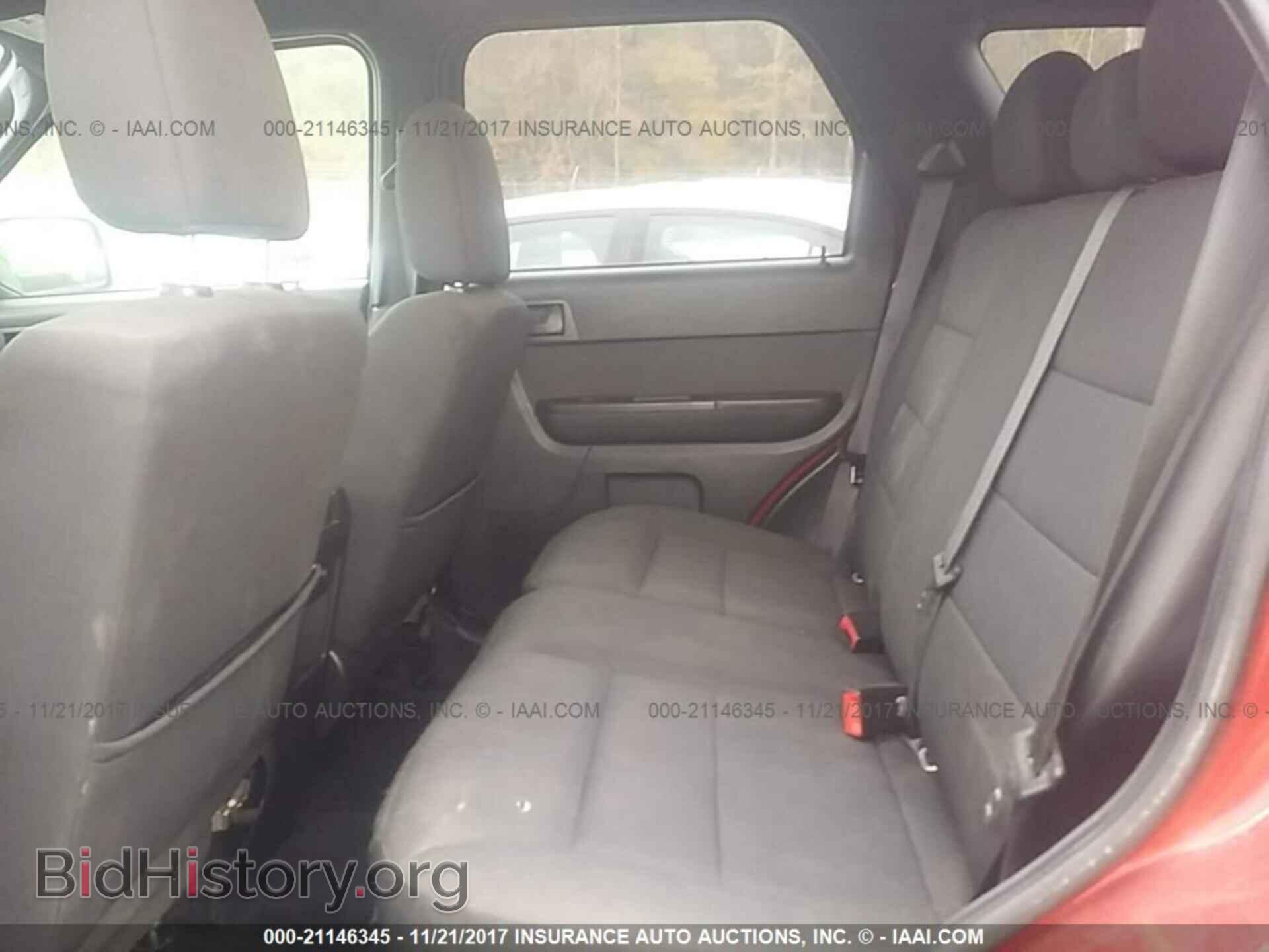 2012 Ford Escape - VIN: 1FMCU0DG7CKB61913 - Photo 8