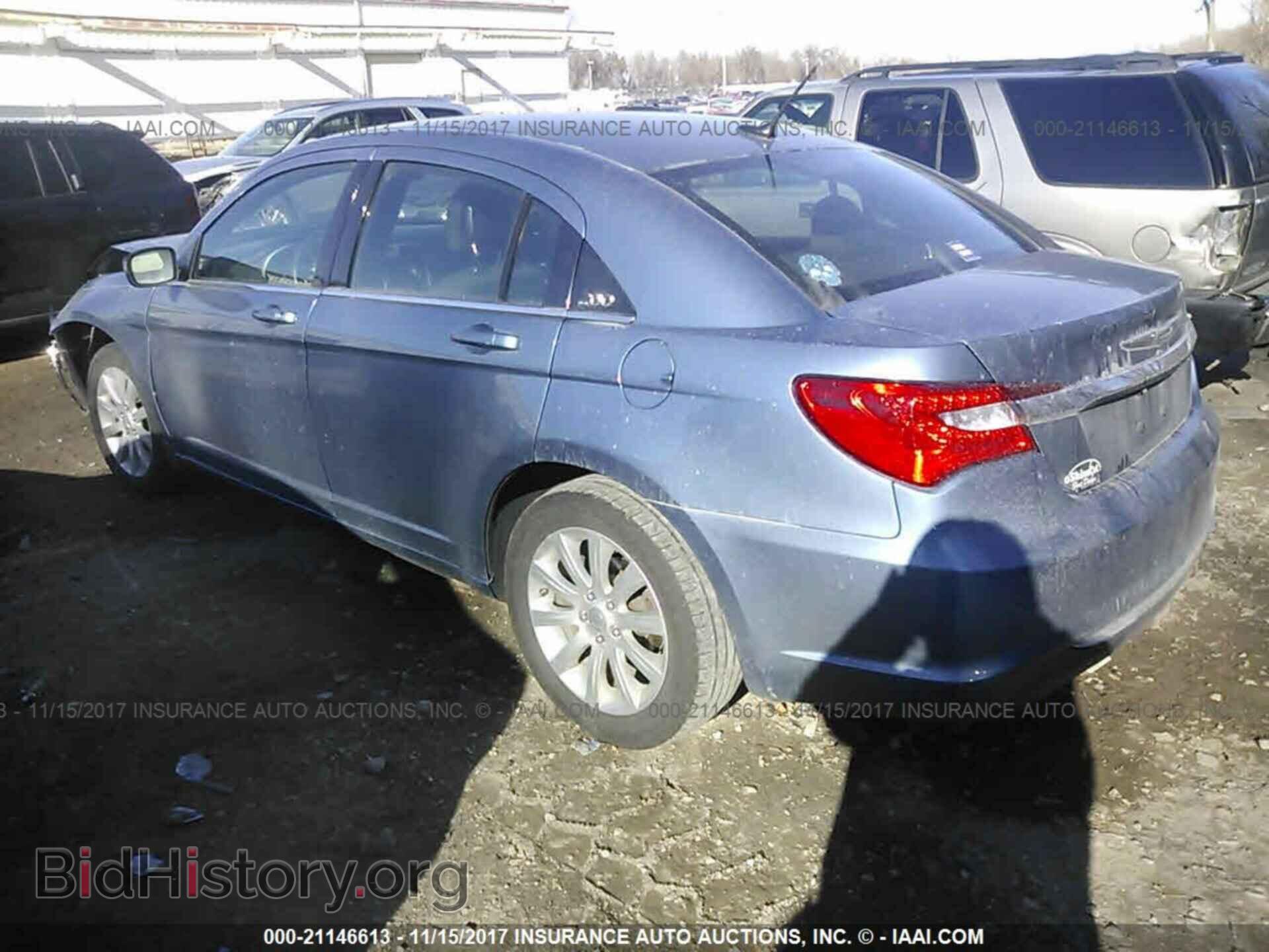 2011 Chrysler 200 - VIN: 1C3BC1FB5BN555003 - Photo 3