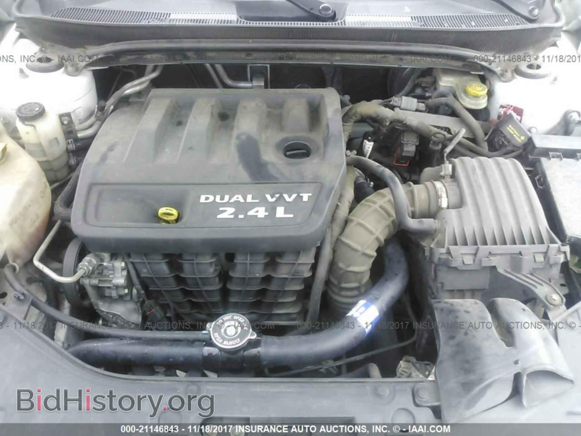 2012 Chrysler 200 - VIN: 1C3CCBAB9CN228901 - Photo 10