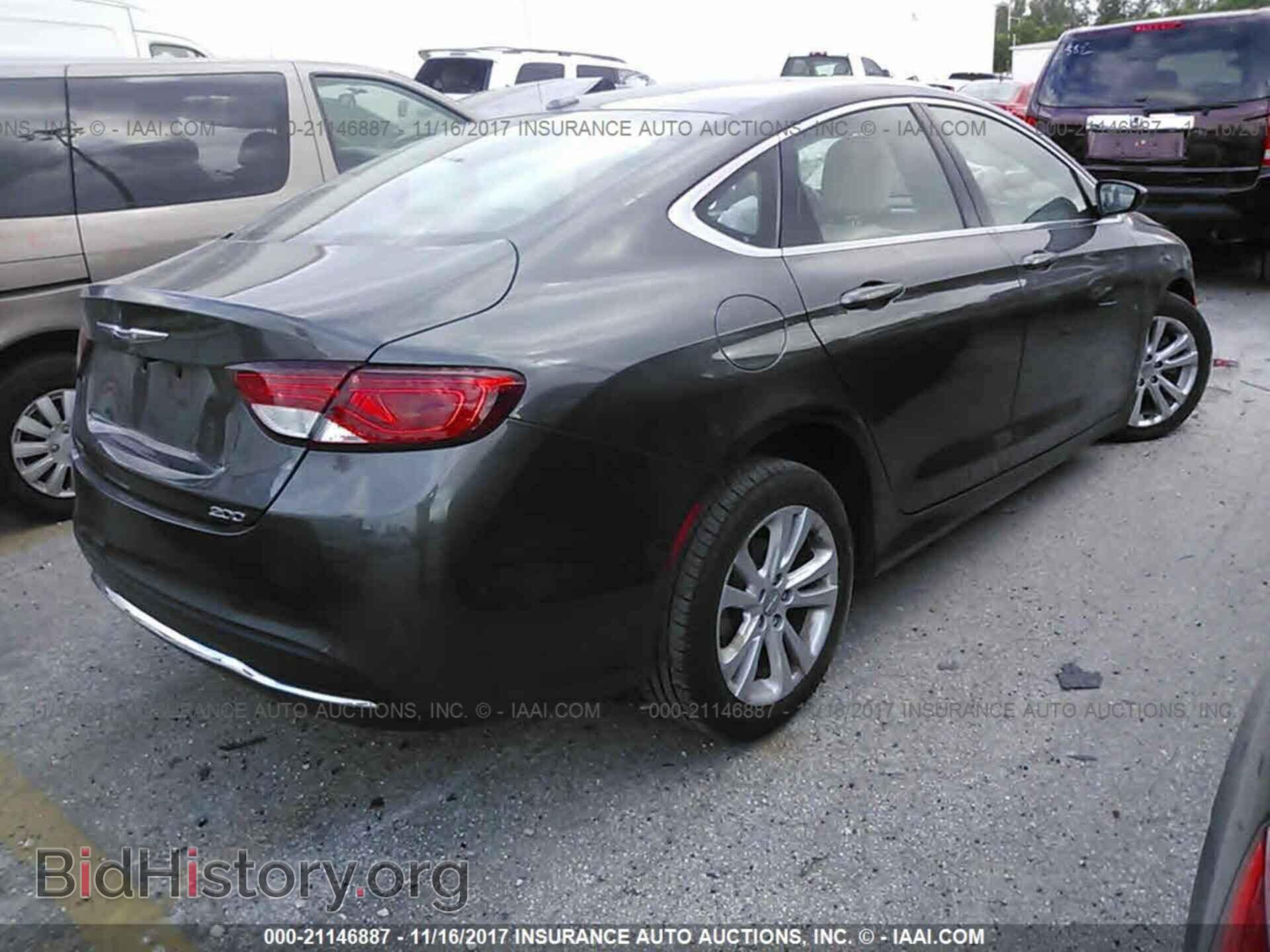 2015 Chrysler 200 - VIN: 1C3CCCABXFN732724 - Фото 4