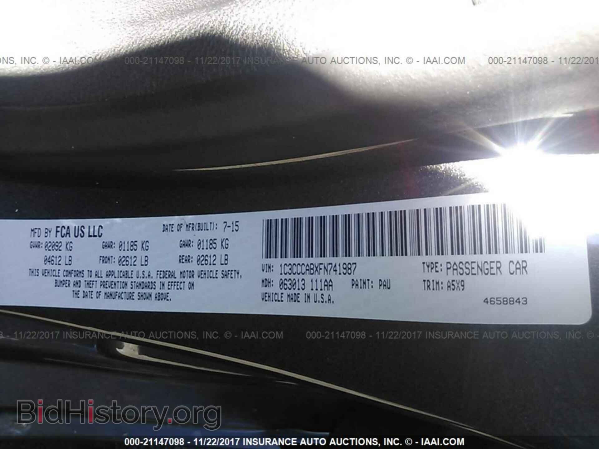 2015 Chrysler 200 - VIN: 1C3CCCABXFN741987 - Photo 9