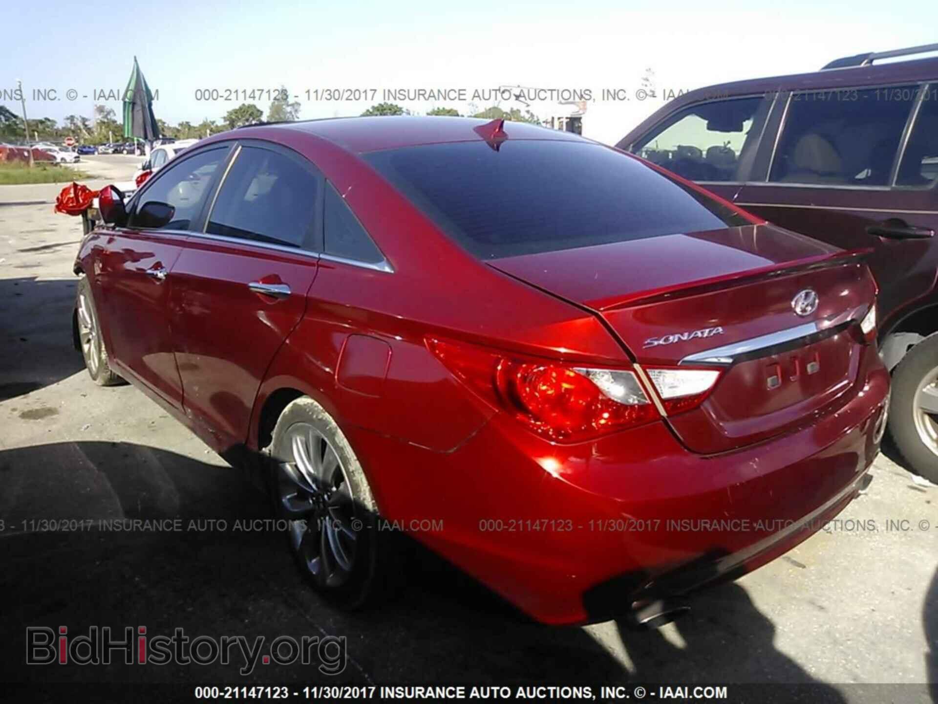 2012 Hyundai Sonata - VIN: 5NPEC4AC0CH467729 - Фото 4