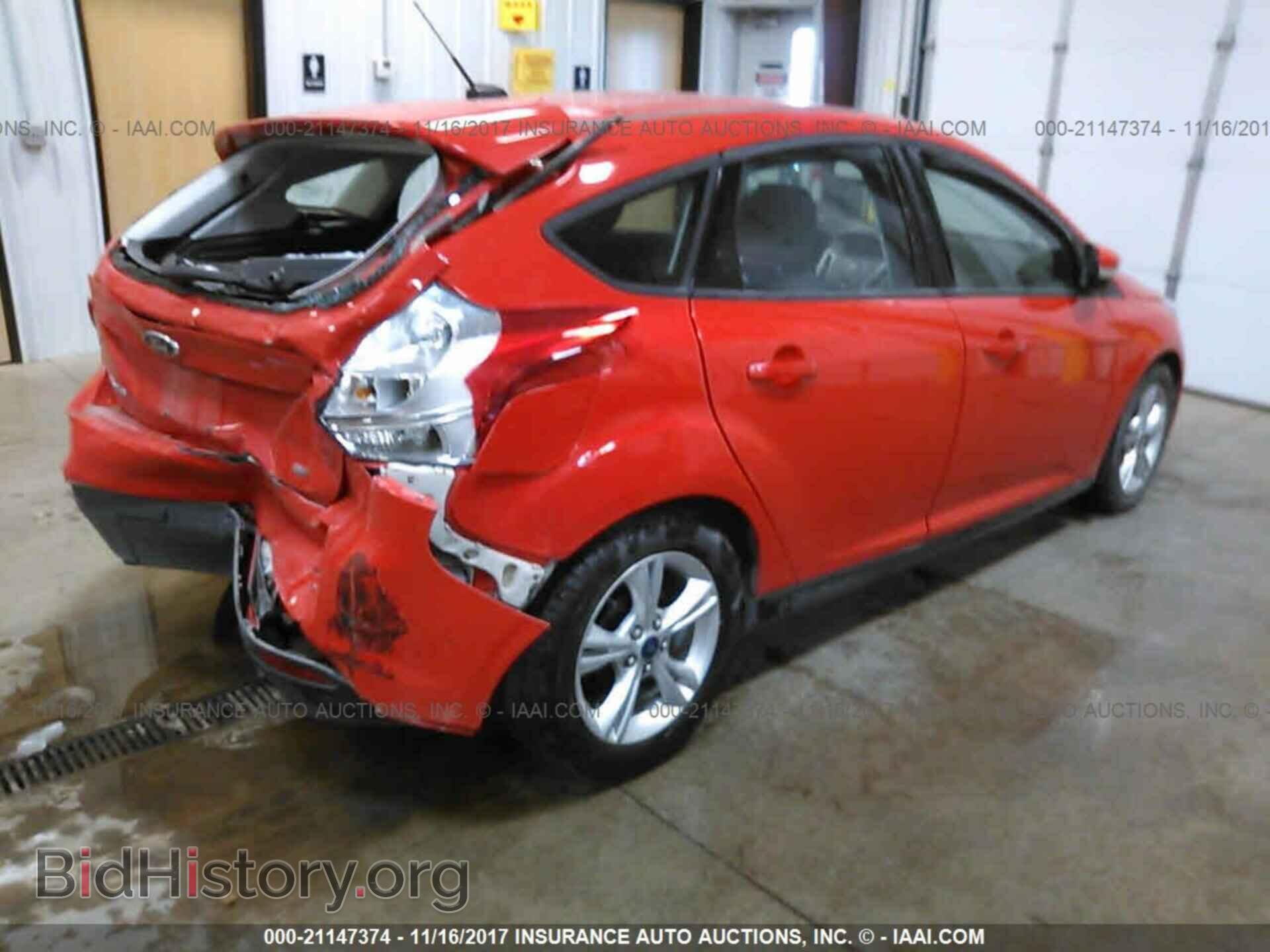 2014 Ford Focus - VIN: 1FADP3K2XEL176871 - Photo 4