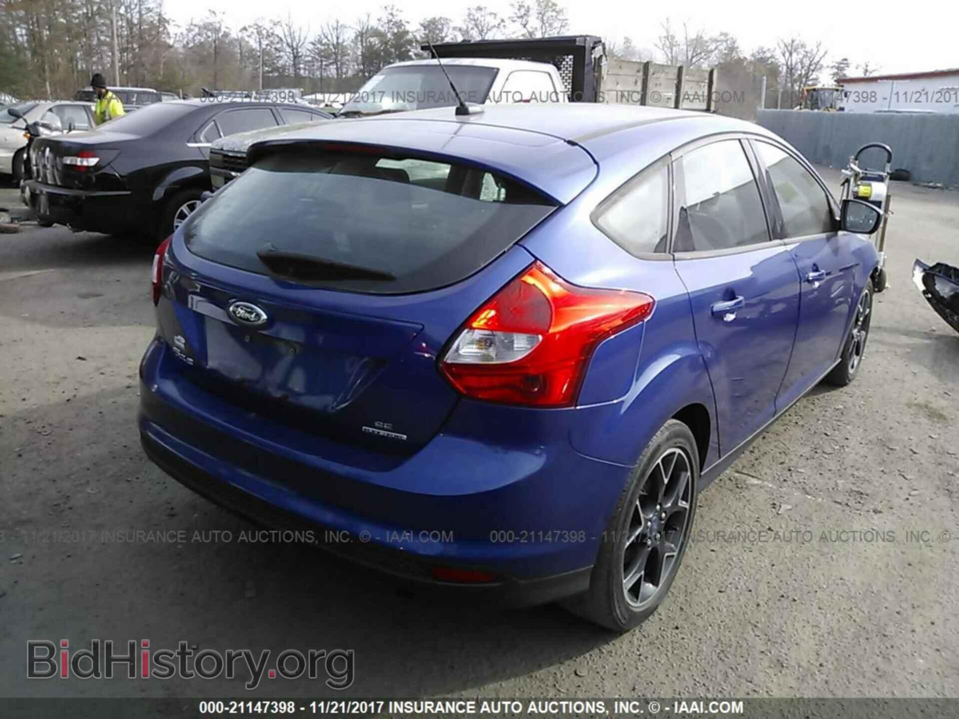 2012 Ford Focus - VIN: 1FAHP3K28CL426672 - Photo 4