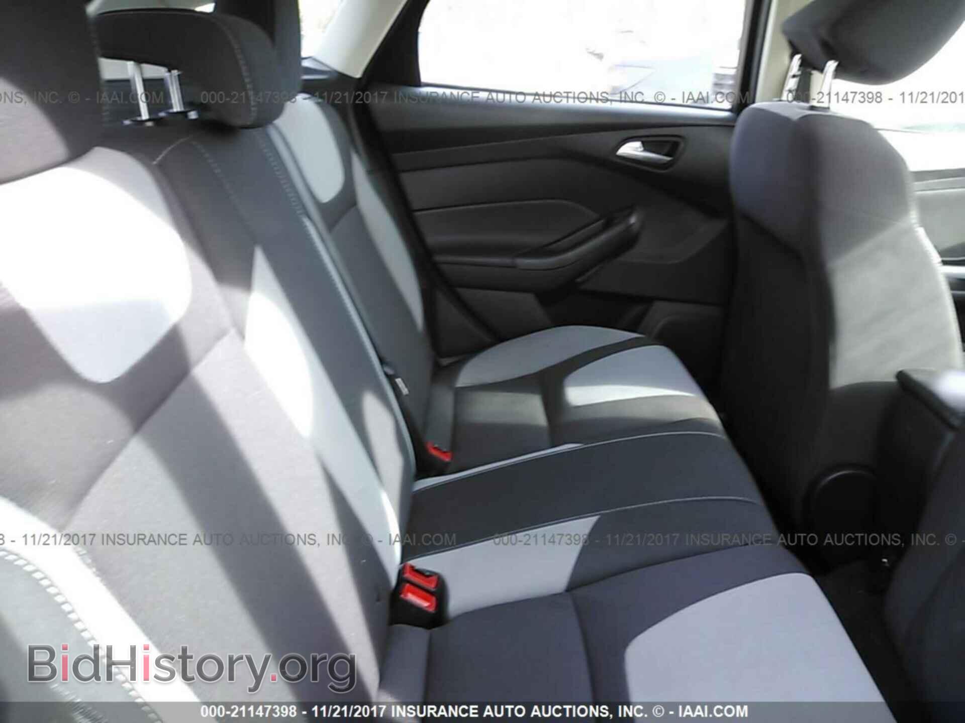 2012 Ford Focus - VIN: 1FAHP3K28CL426672 - Photo 8