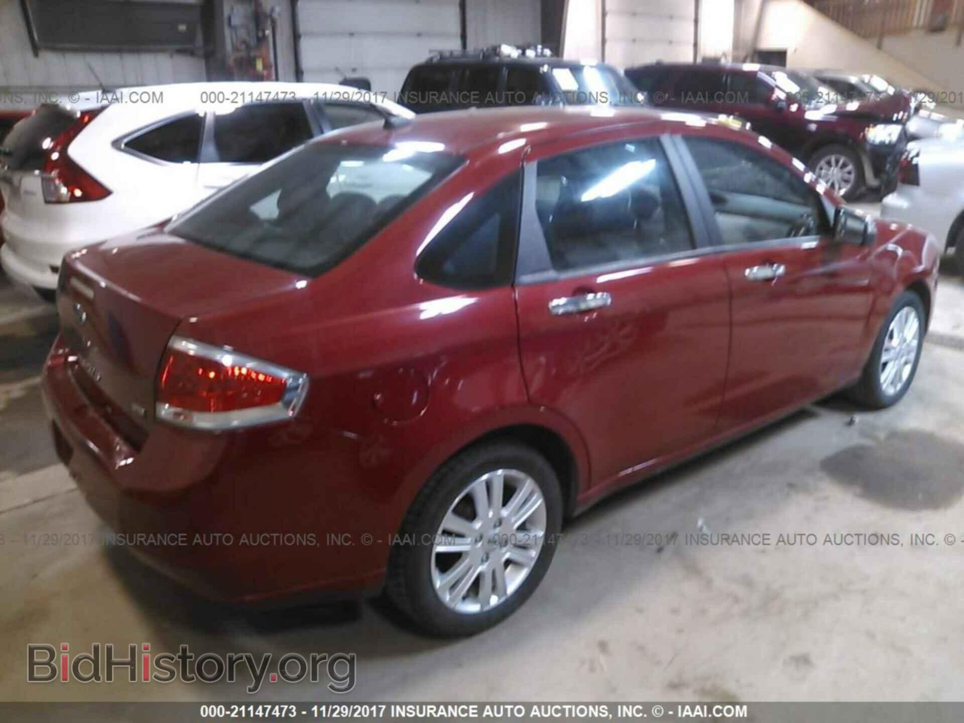 2011 Ford Focus - VIN: 1FAHP3HN4BW149114 - Фото 4
