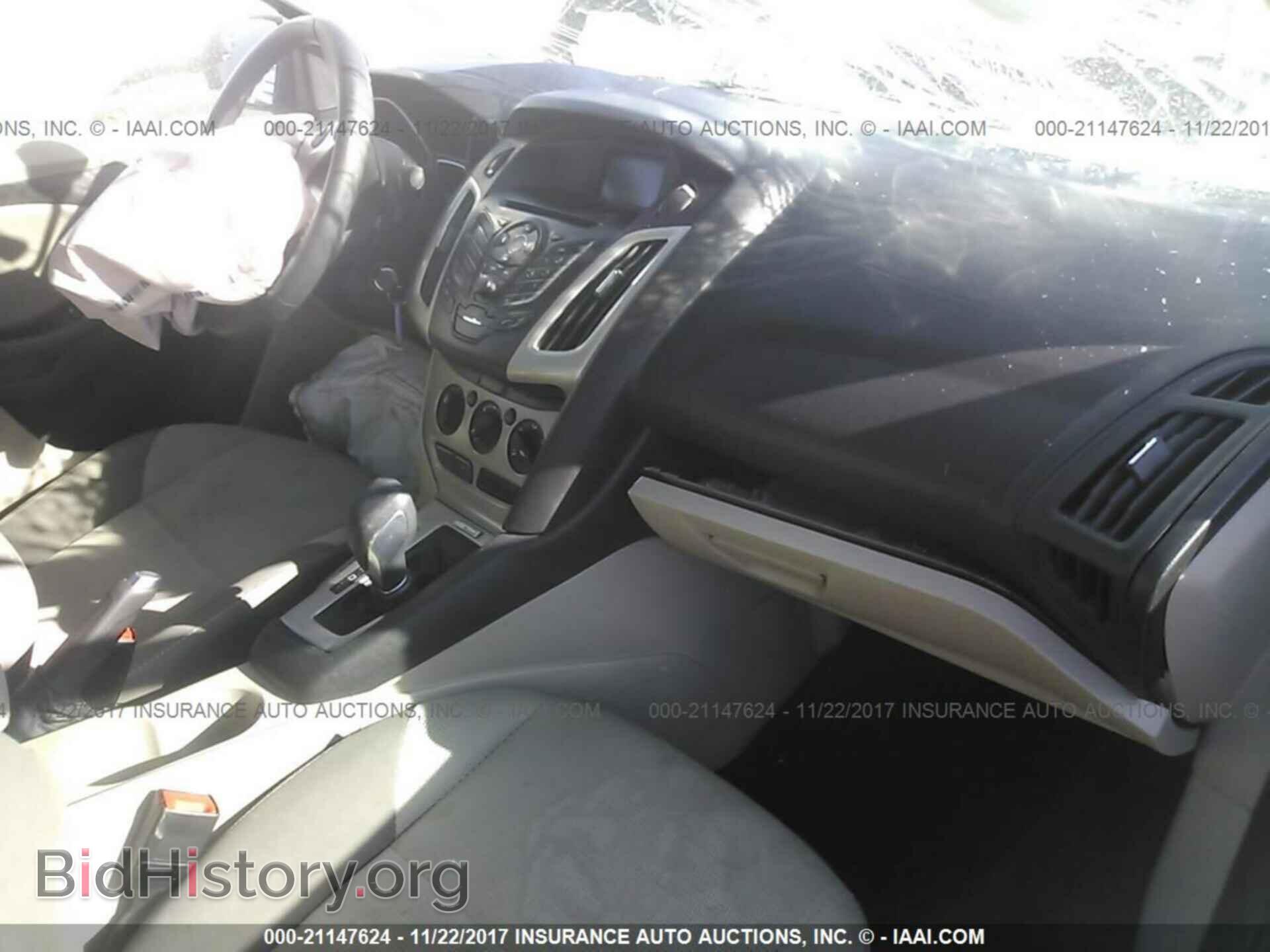 2014 Ford Focus - VIN: 1FADP3F27EL307328 - Photo 5