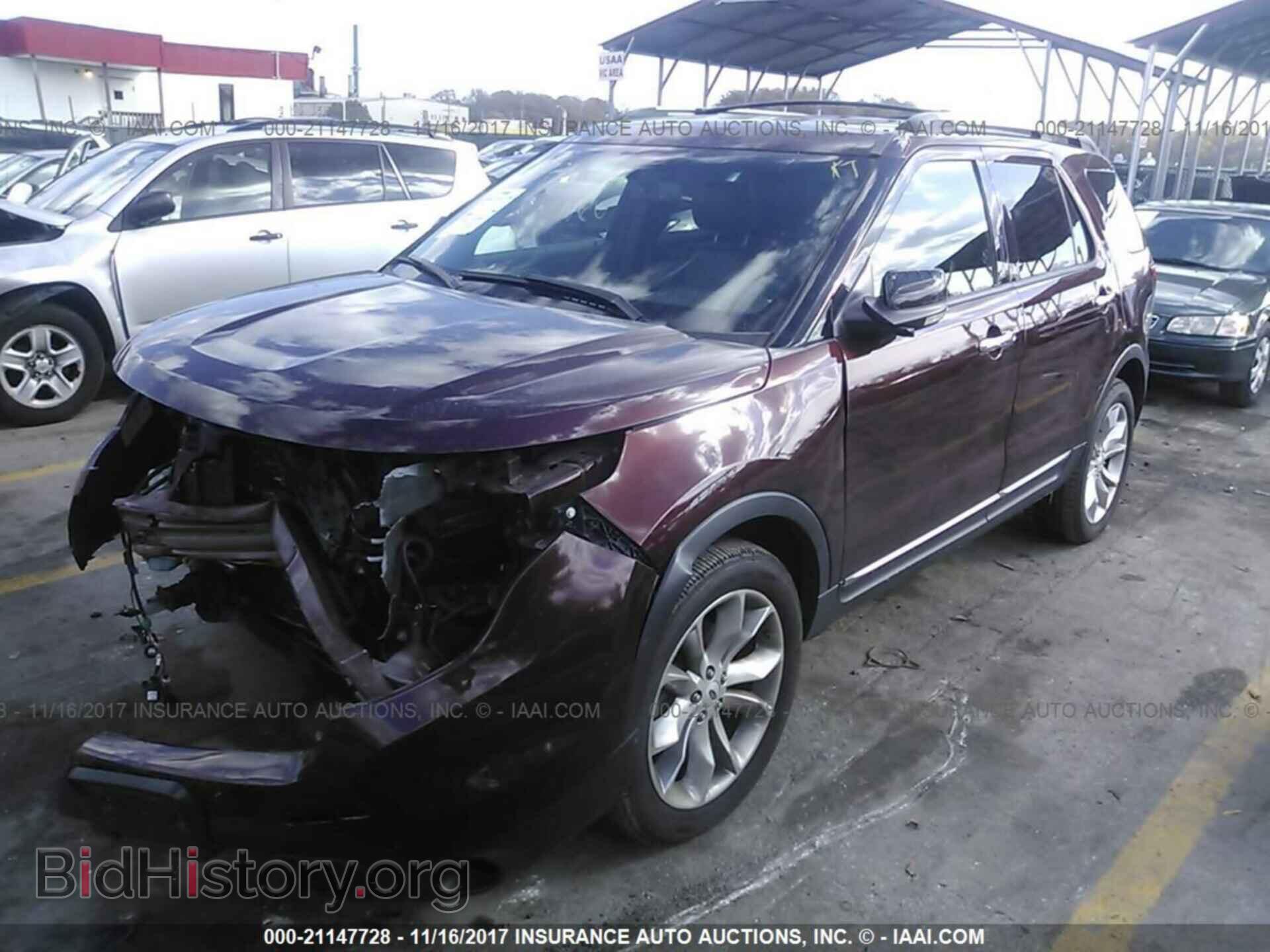 2012 Ford Explorer - VIN: 1FMHK8D86CGA41543 - Photo 2