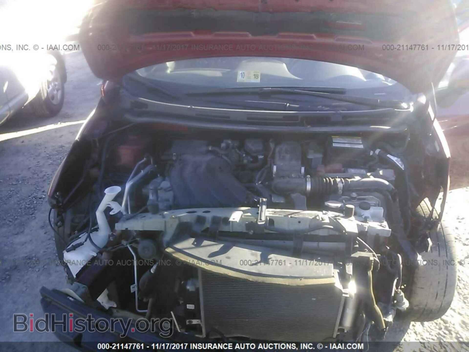 2015 Nissan Versa note - VIN: 3N1CE2CP6FL353070 - Photo 10