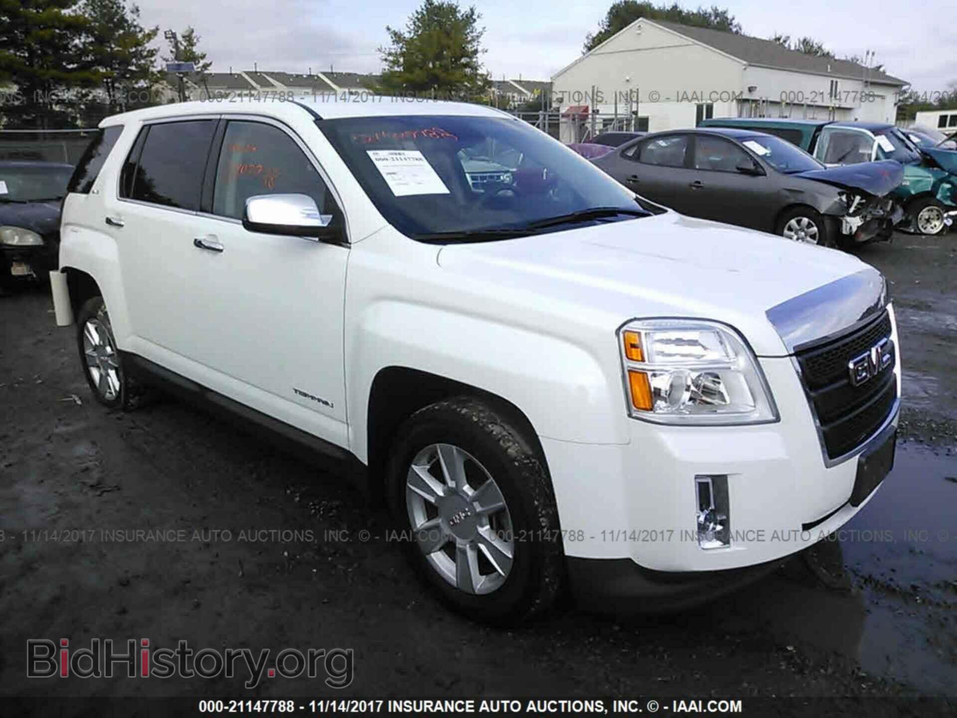 Фотография 2GKALMEK7D6383532 - Gmc Terrain 2013