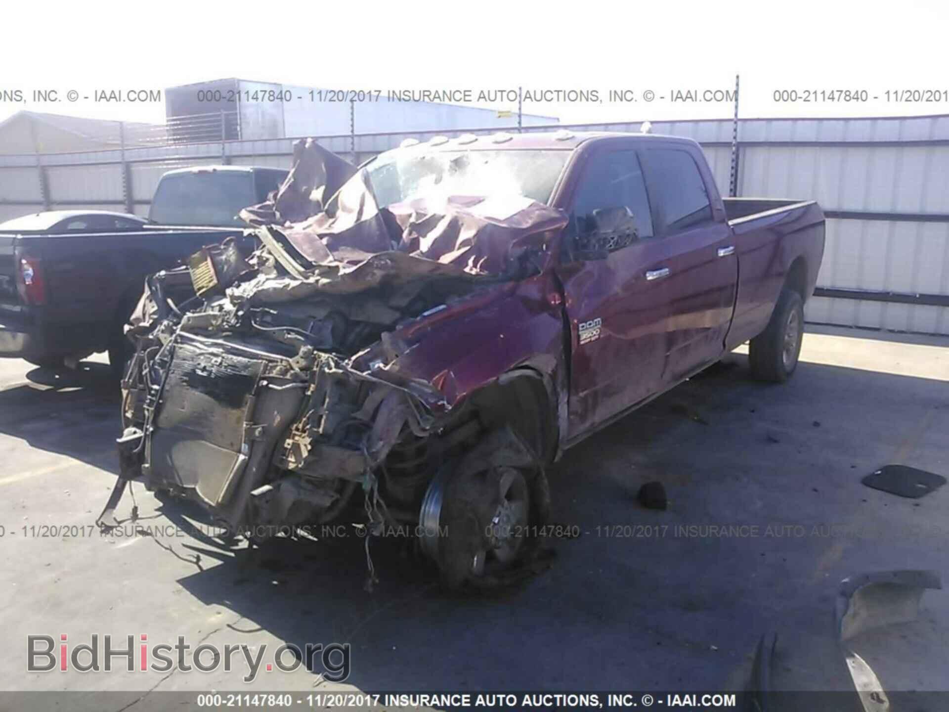 2012 Dodge Ram 3500 - VIN: 3C63D3HL9CG322659 - Фото 2