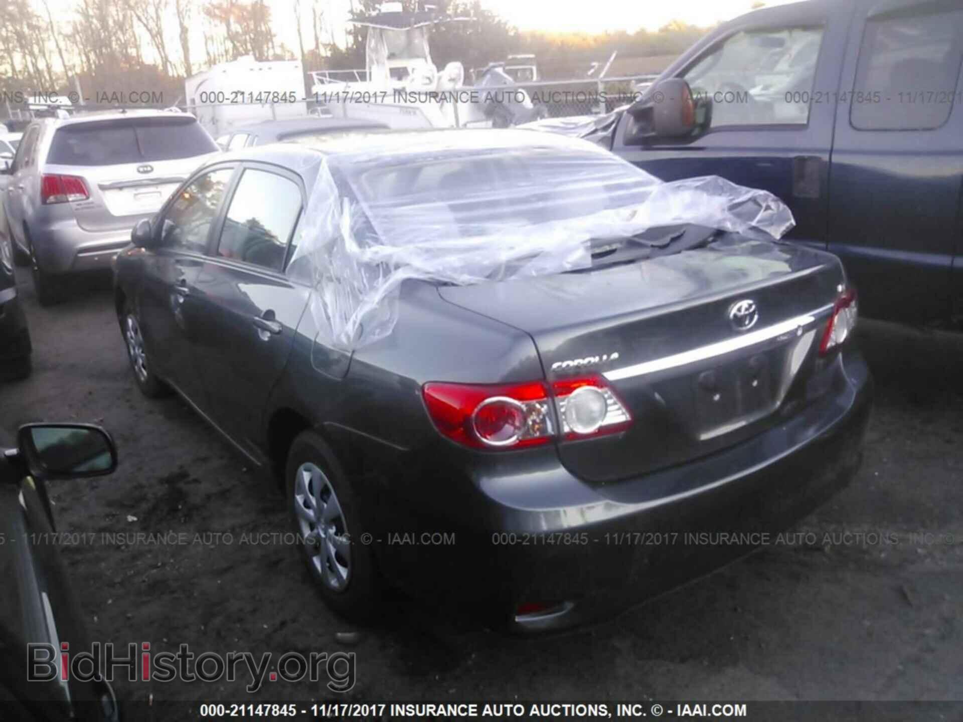 2011 Toyota Corolla - VIN: 2T1BU4EE2BC663359 - Фото 3