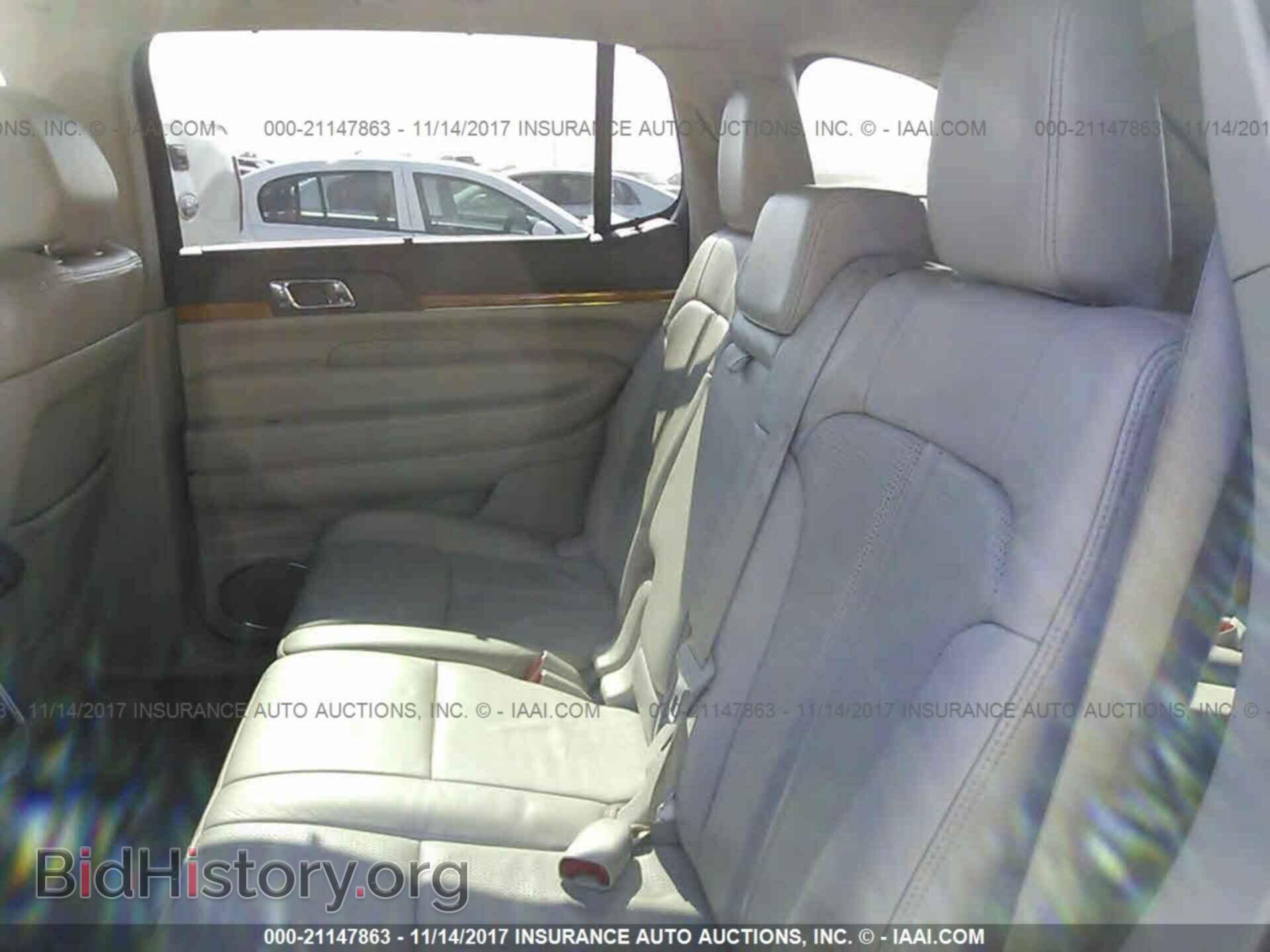 2012 Lincoln Mkt - VIN: 2LMHJ5FR4CBL50382 - Фото 8