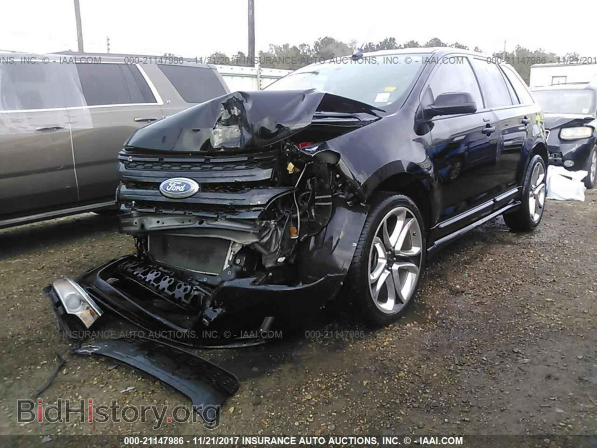 2011 Ford Edge - VIN: 2FMDK3AK0BBB64861 - Photo 2