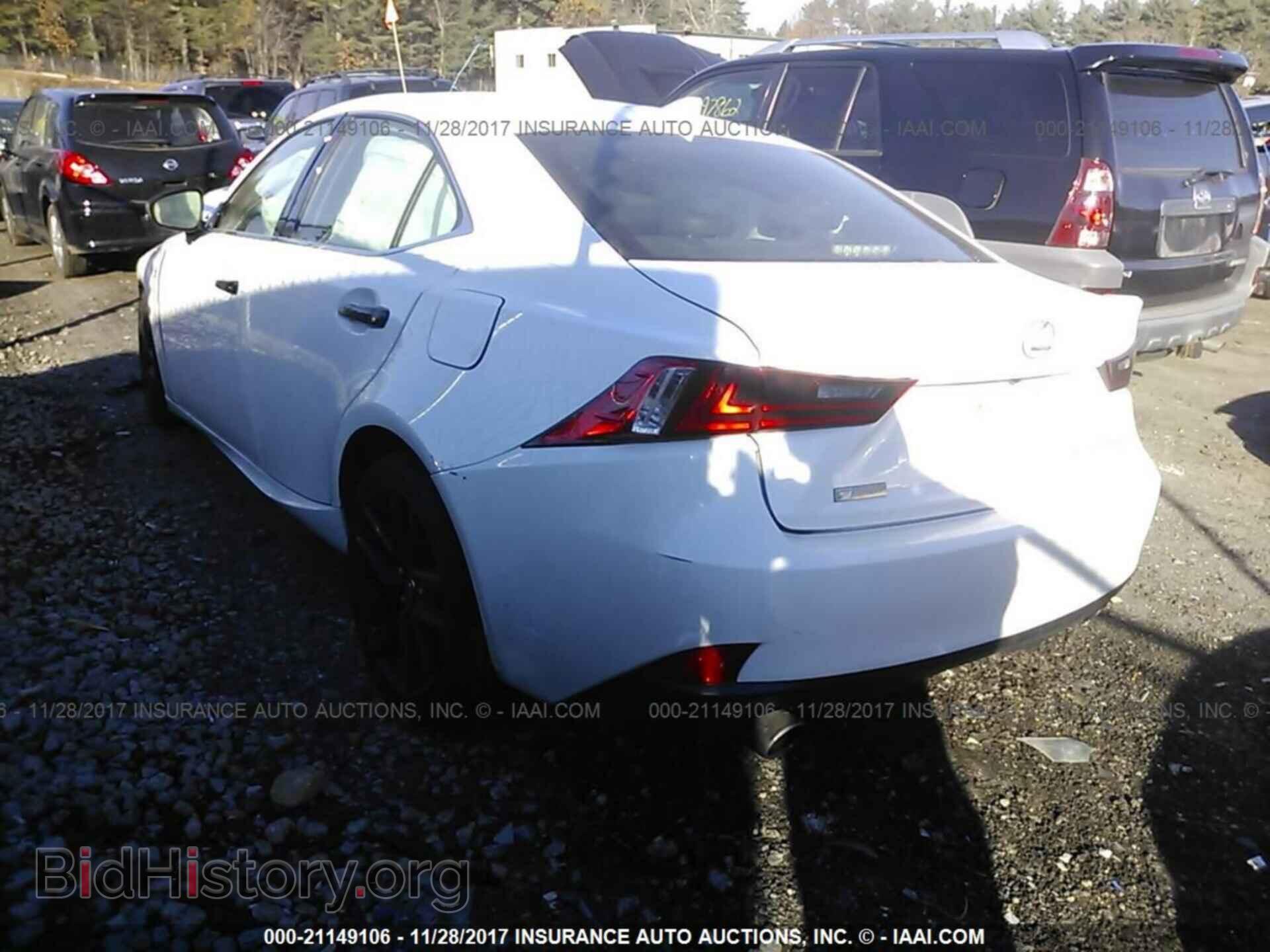 2015 Lexus Is - VIN: JTHCF1D25F5024320 - Photo 3