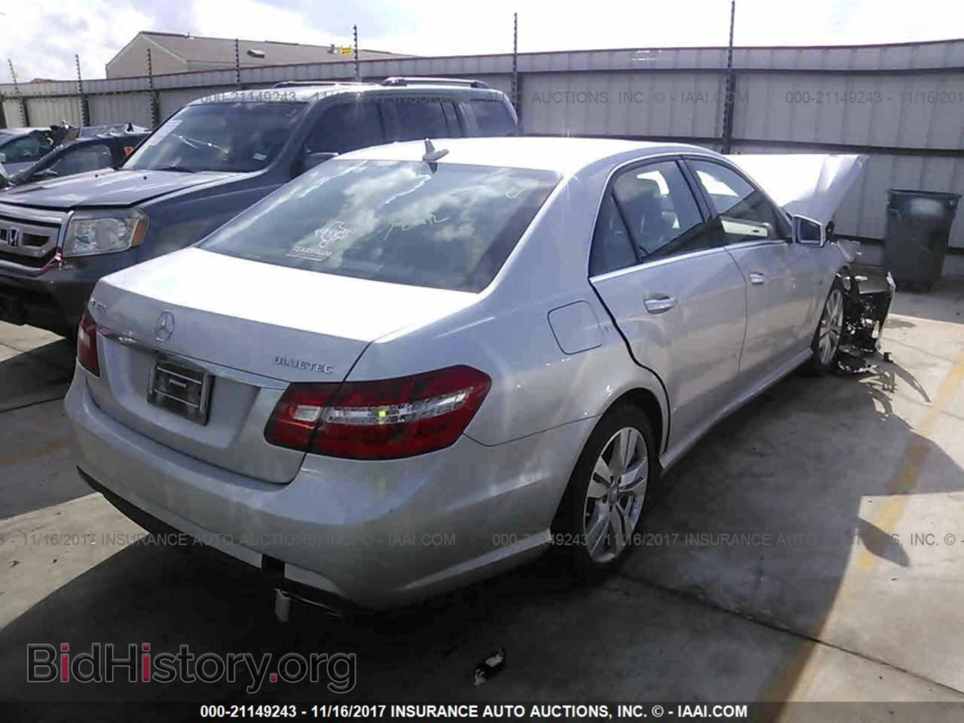 2011 Mercedes-benz E - VIN: WDDHF2EB0BA308635 - Photo 4