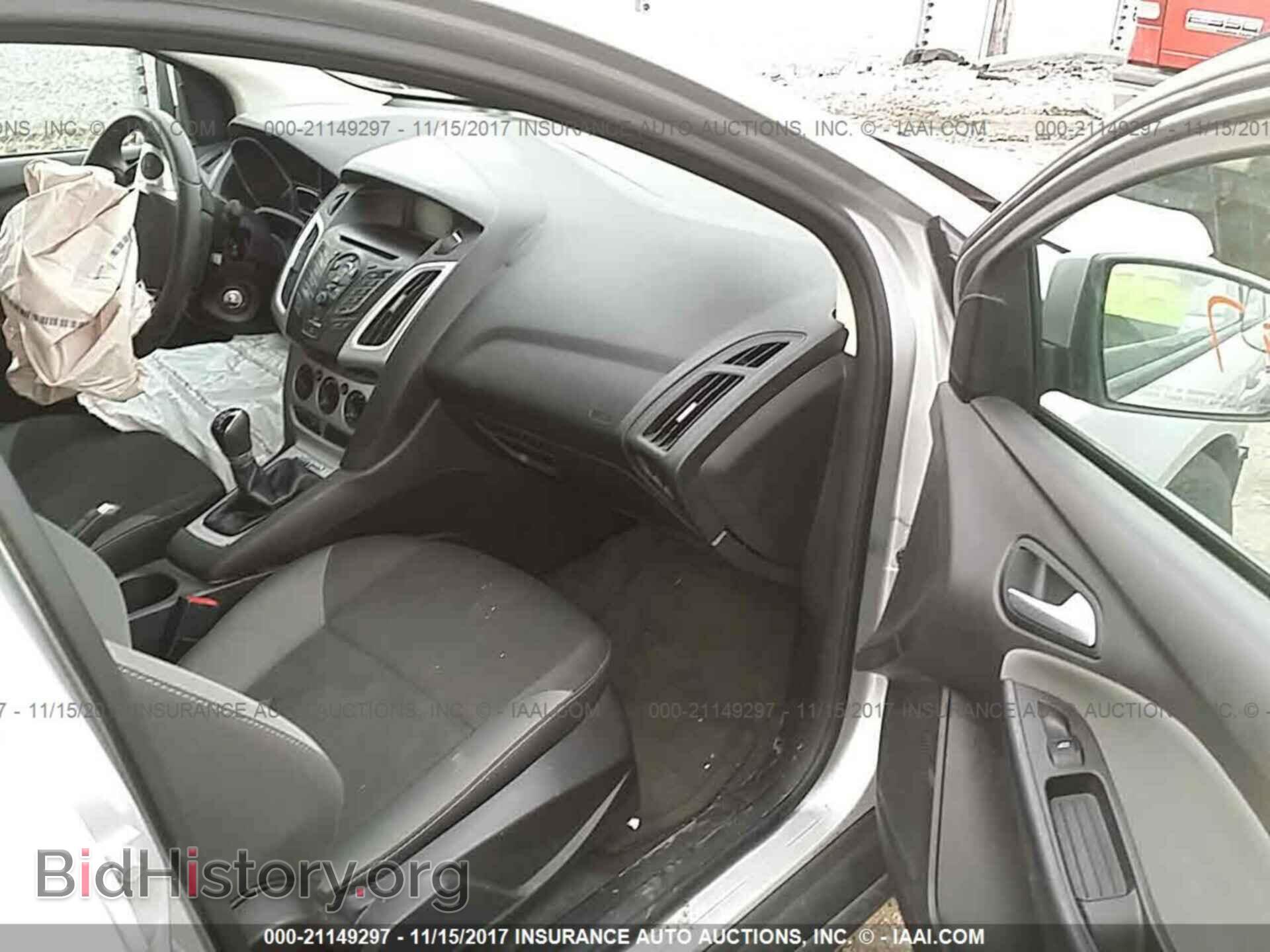 2014 Ford Focus - VIN: 1FADP3F29EL144617 - Photo 5