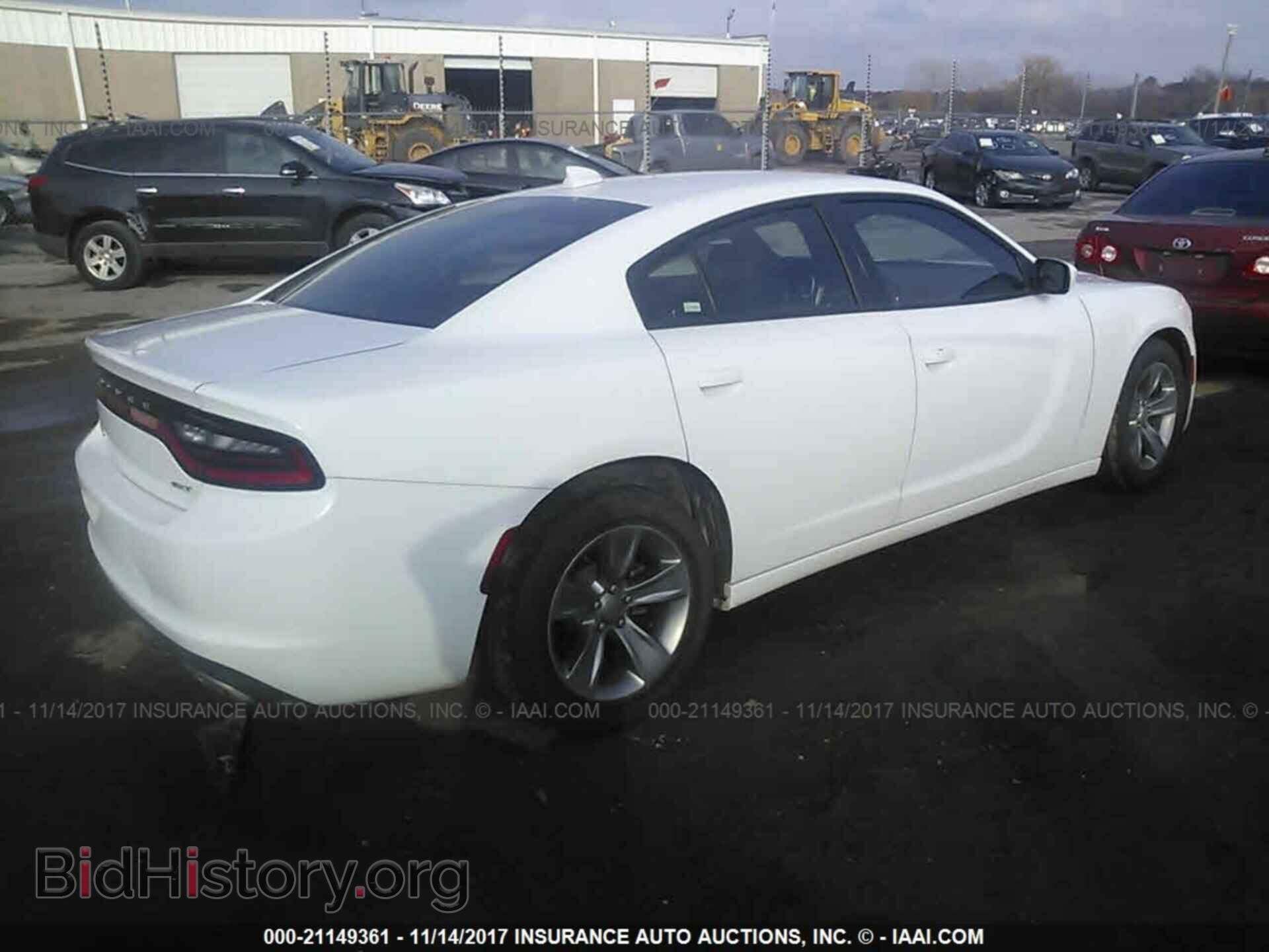 2016 Dodge Charger - VIN: 2C3CDXHG1GH323558 - Photo 4