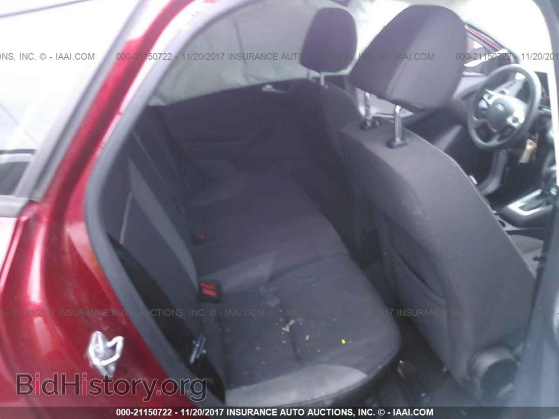 2012 Ford Focus - VIN: 1FAHP3K23CL382077 - Photo 8