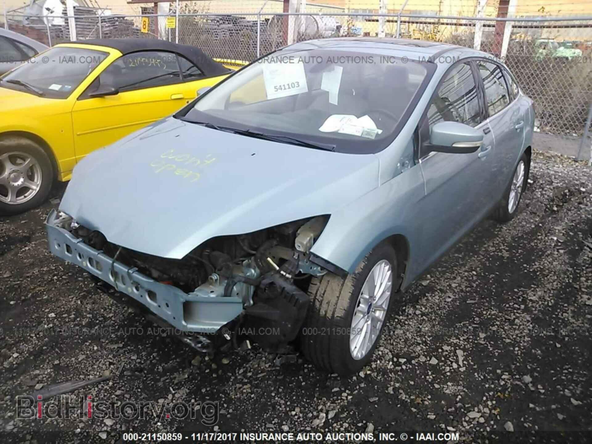 2012 Ford Focus - VIN: 1FAHP3H22CL188499 - Photo 2