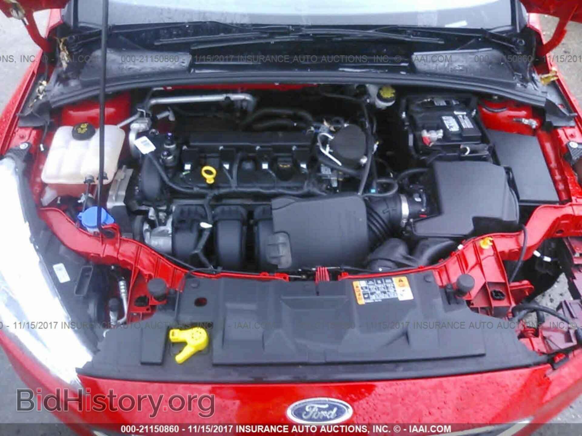 2016 Ford Focus - VIN: 1FADP3F28GL220041 - Photo 10