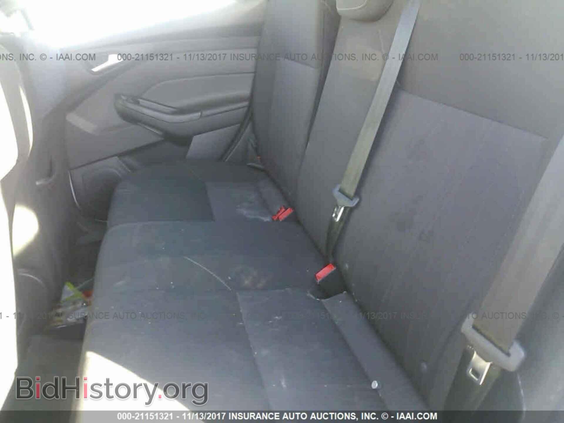 2015 Ford Focus - VIN: 1FADP3K28FL275996 - Photo 8
