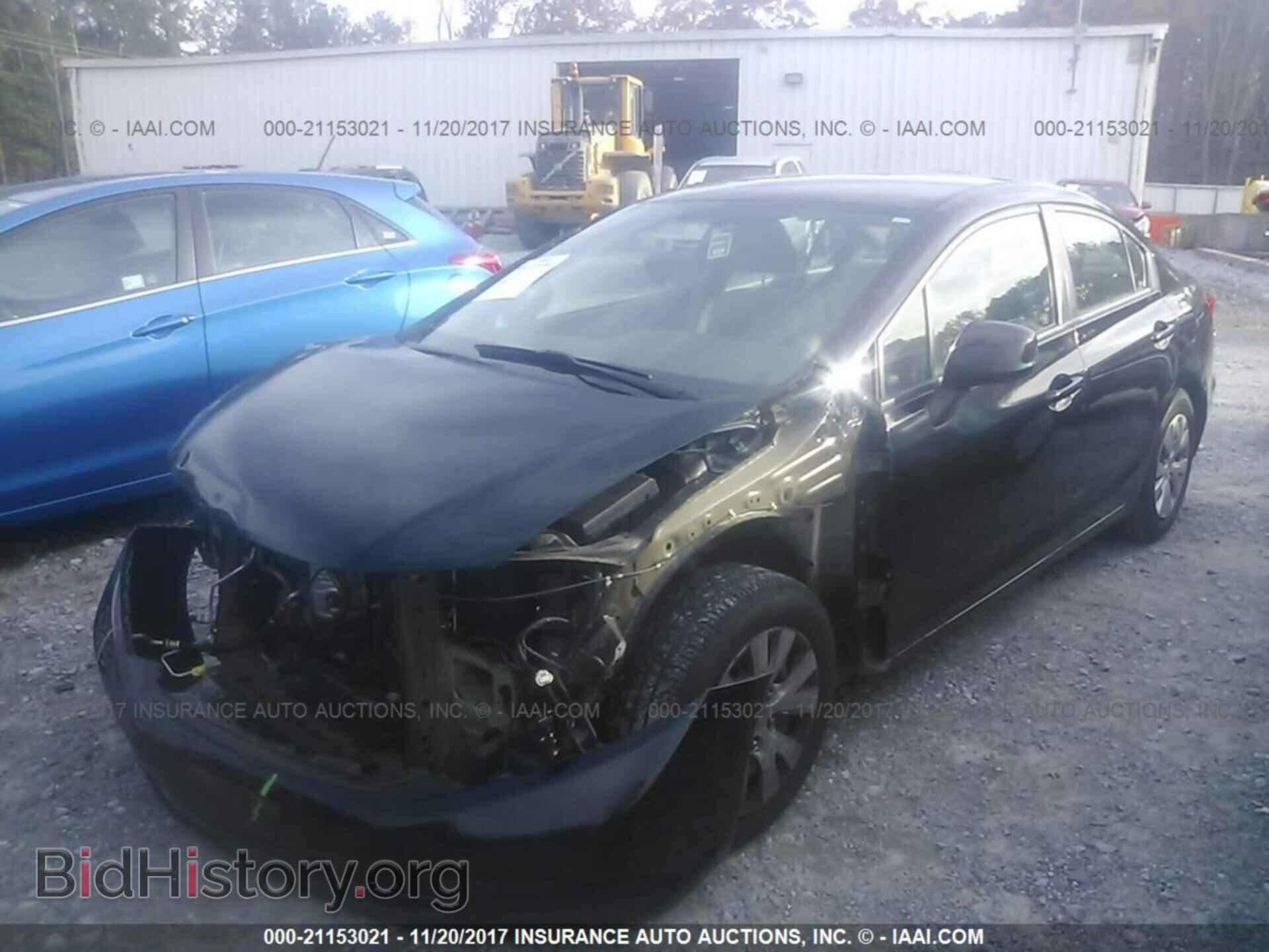 2012 Honda Civic - VIN: 19XFB2F59CE012100 - Фото 2