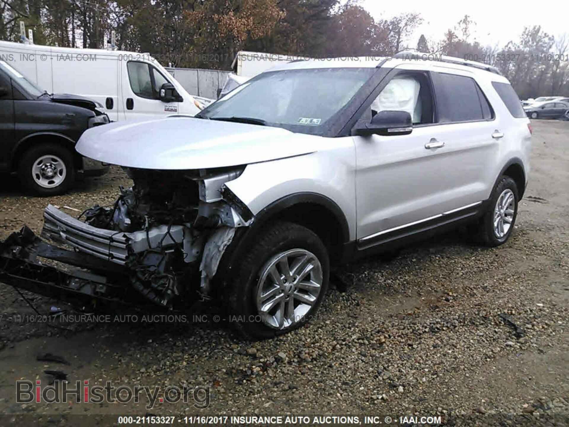 2014 Ford Explorer - VIN: 1FM5K8D87EGB99427 - Photo 2