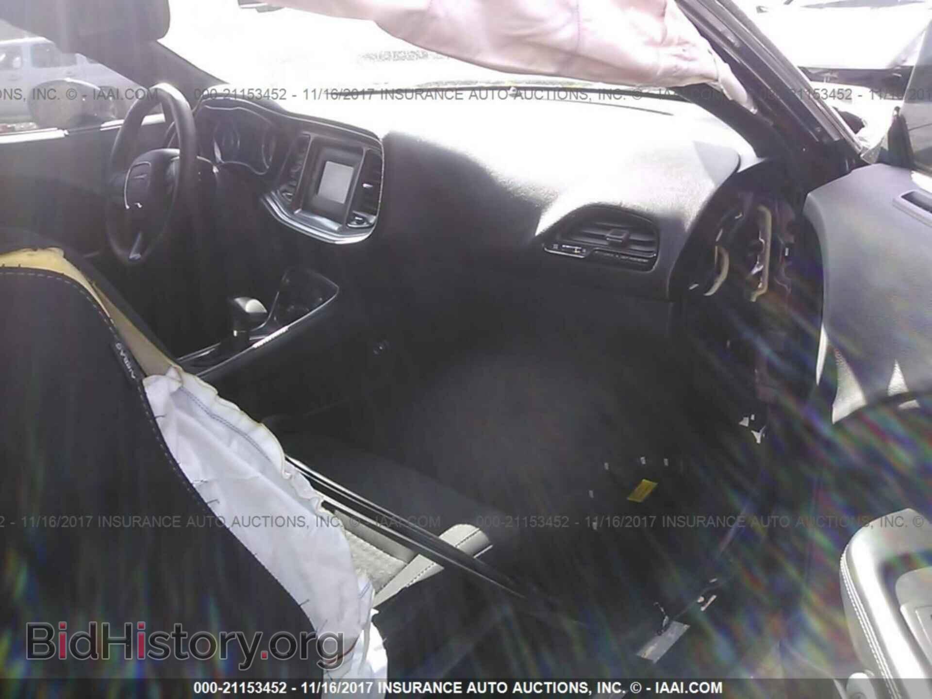 2015 Dodge Challenger - VIN: 2C3CDZAG3FH782482 - Photo 5