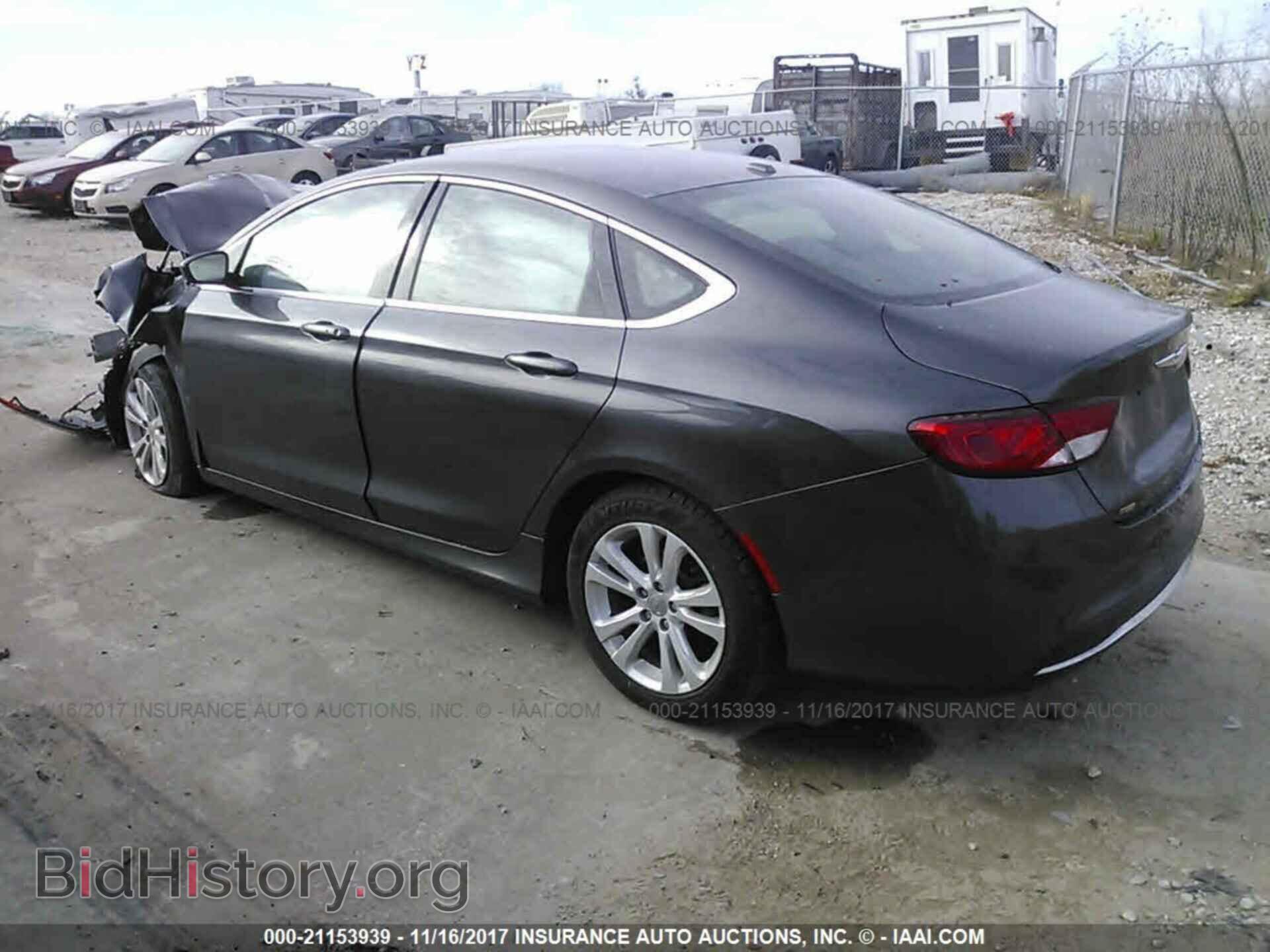 2016 Chrysler 200 - VIN: 1C3CCCAB6GN126841 - Фото 3