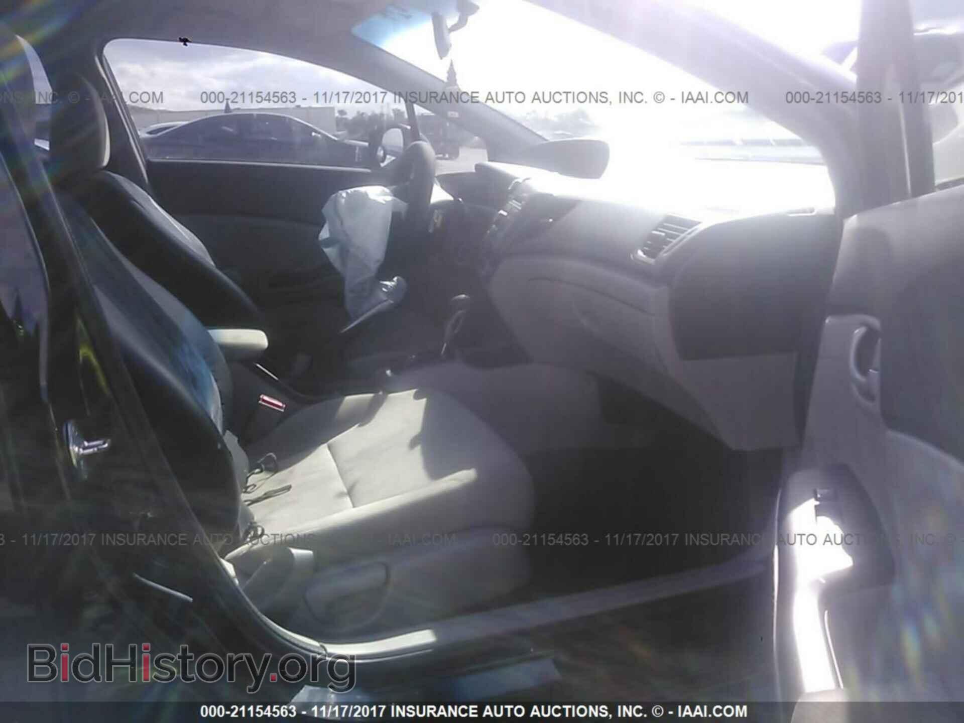 2012 Honda Civic - VIN: 19XFB2F51CE088197 - Фото 5