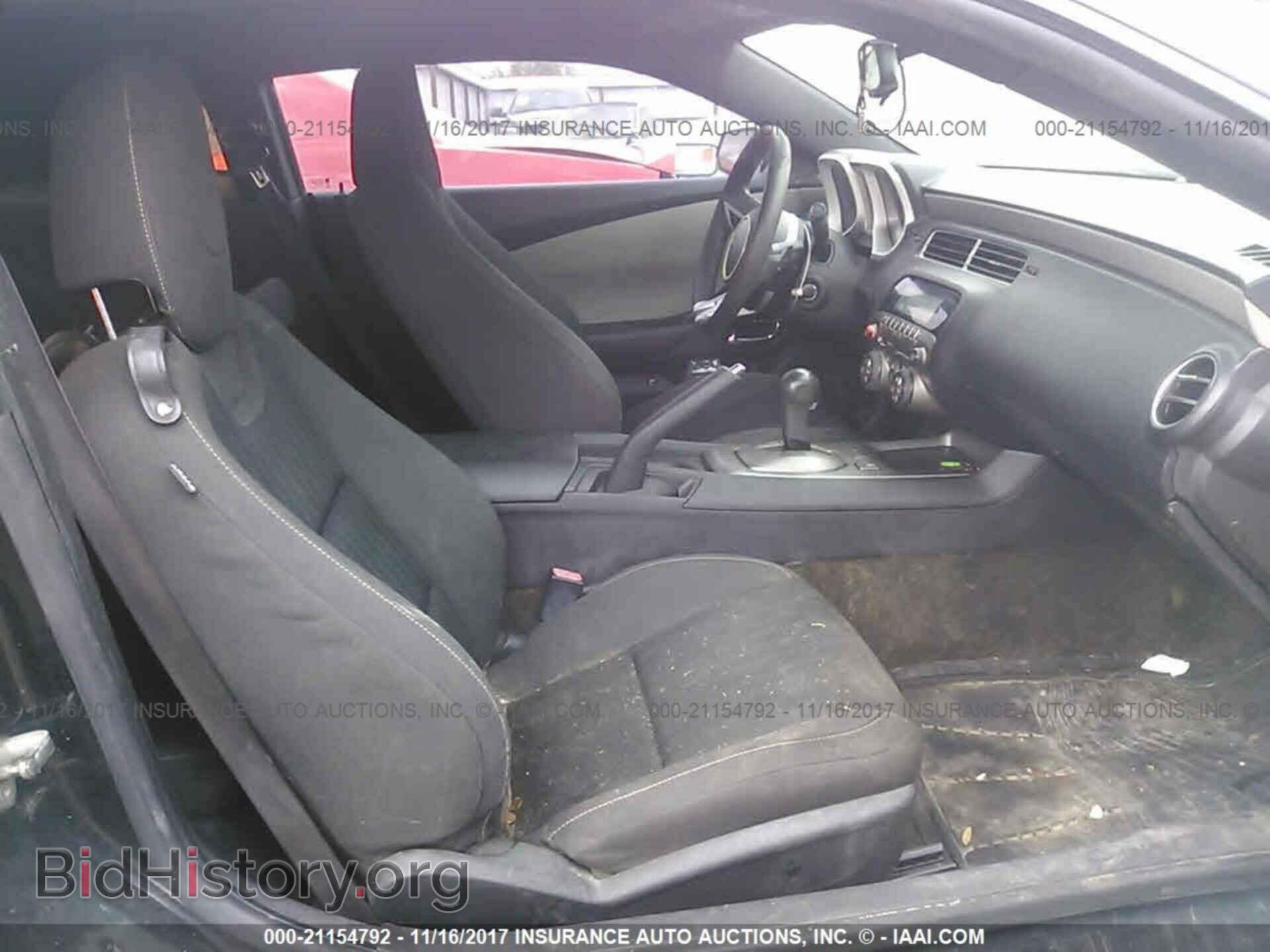 2011 Chevrolet Camaro - VIN: 2G1FA1ED2B9123776 - Photo 5