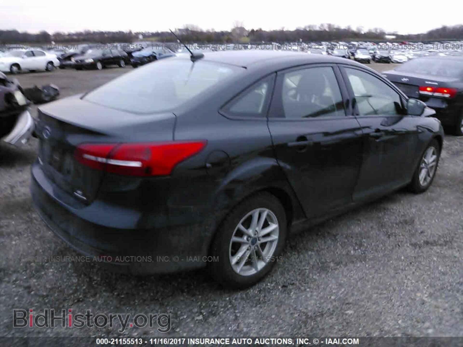 2015 Ford Focus - VIN: 1FADP3F23FL317470 - Photo 4