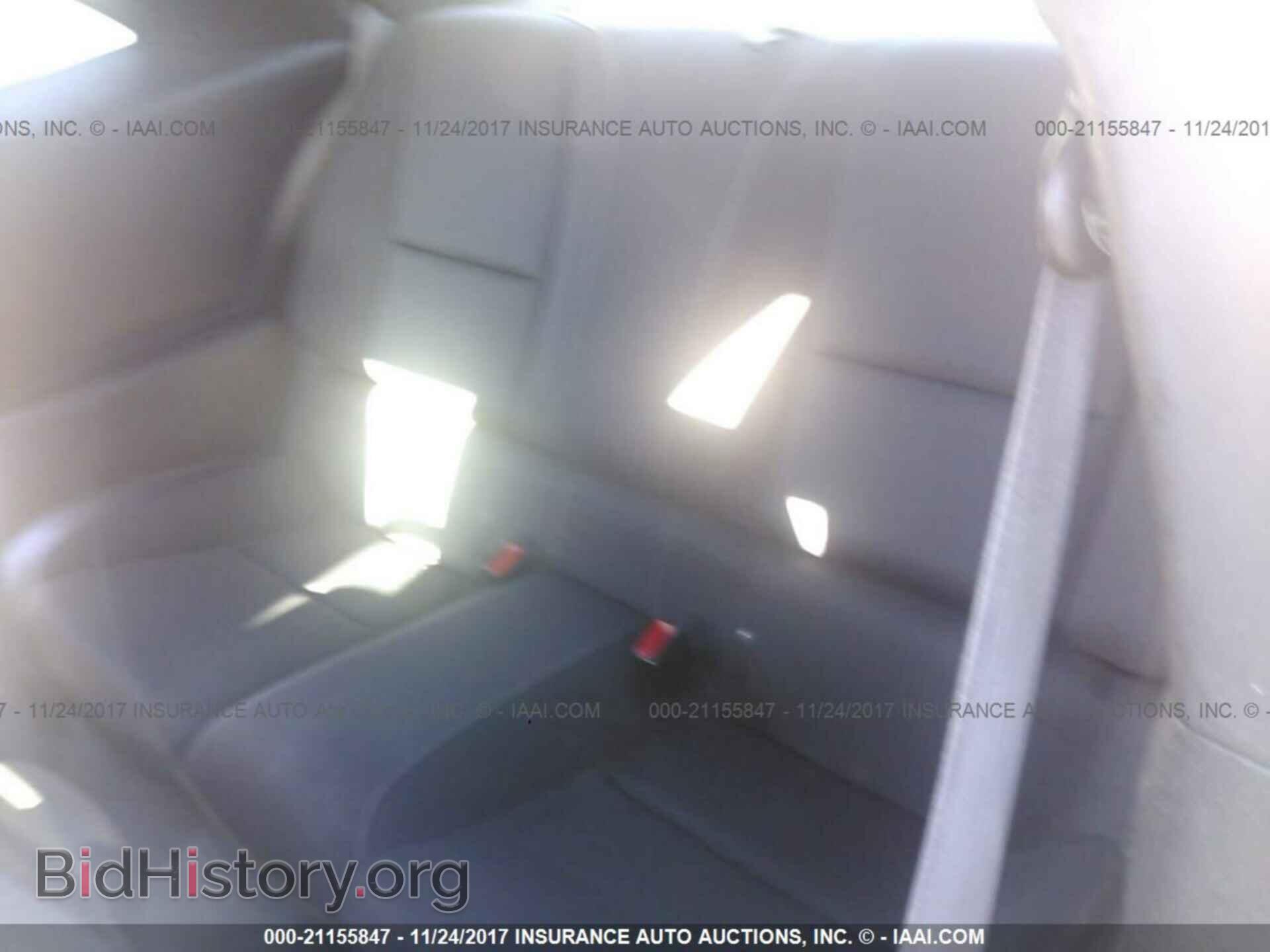 2011 Chevrolet Camaro - VIN: 2G1FB1ED7B9127741 - Фото 8